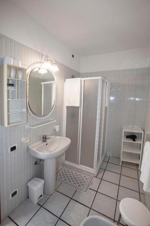 Triple Room with Garden View - Photo 5