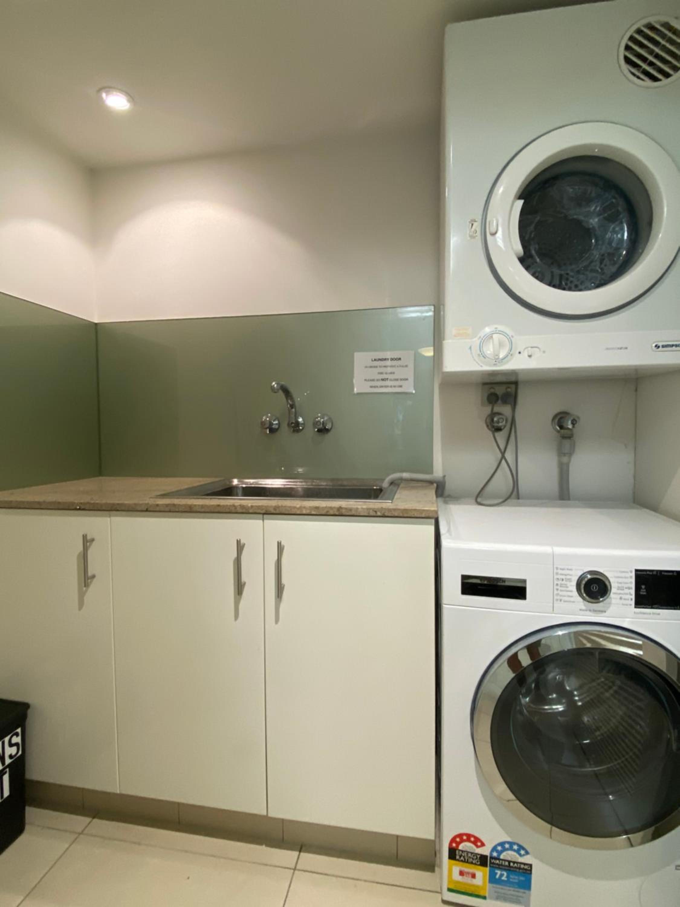 2 Bedroom Ground floor apartment with Garden view(Free WIFI) photo 3