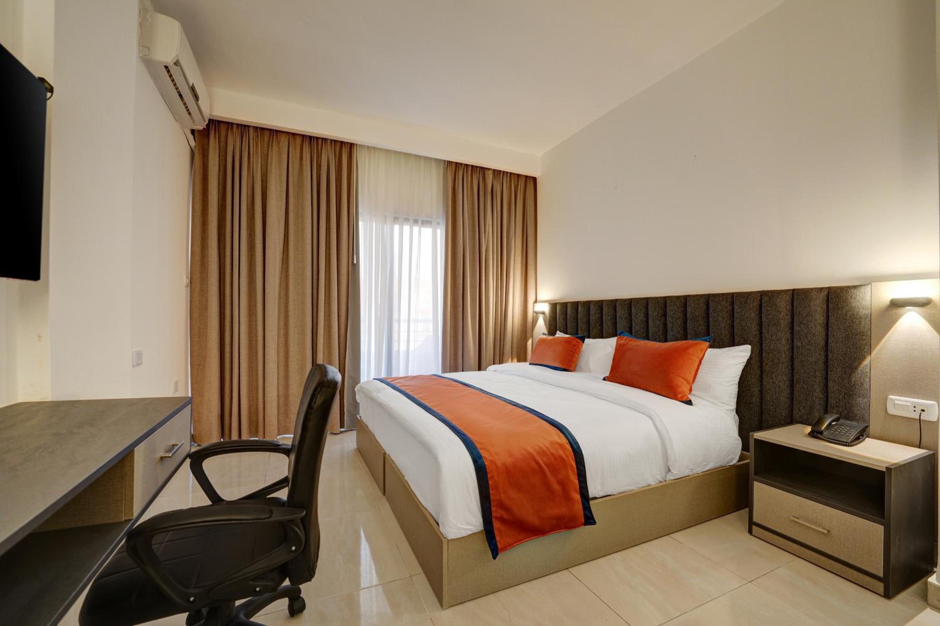 Double Room with Balcony photo 1