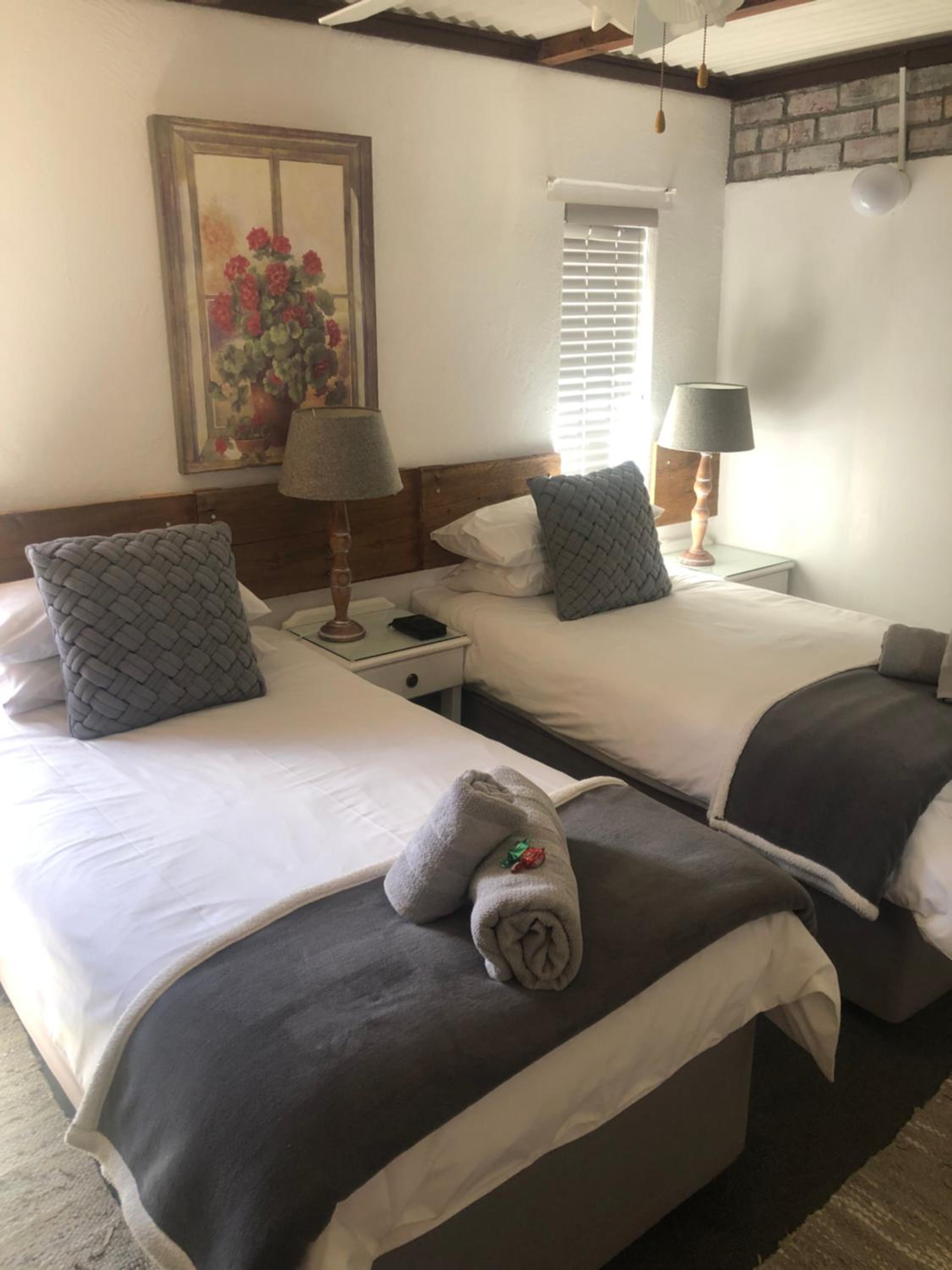 Double Room with Private Bathroom photo 1