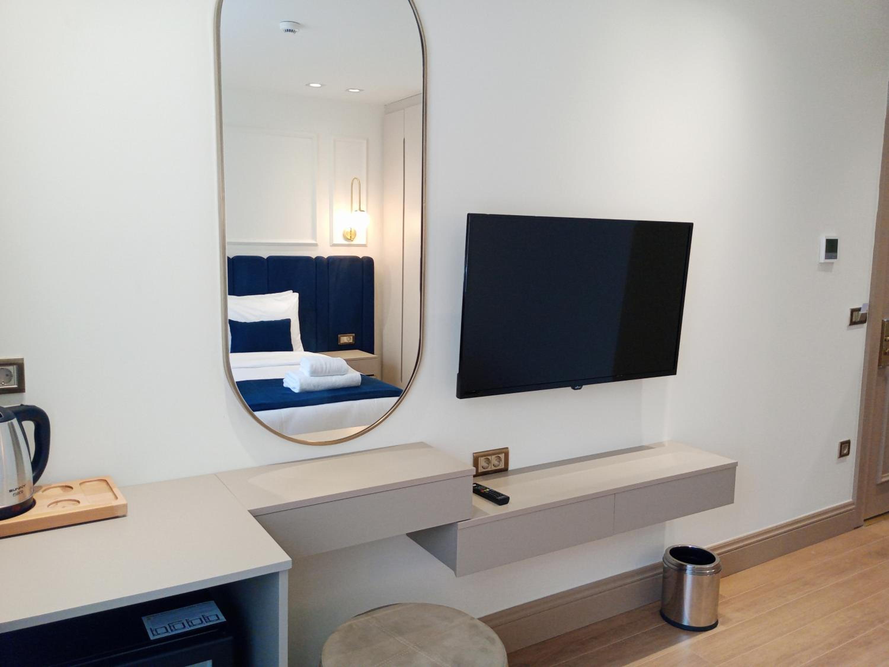 Standard Double or Twin Room with Balcony photo 3