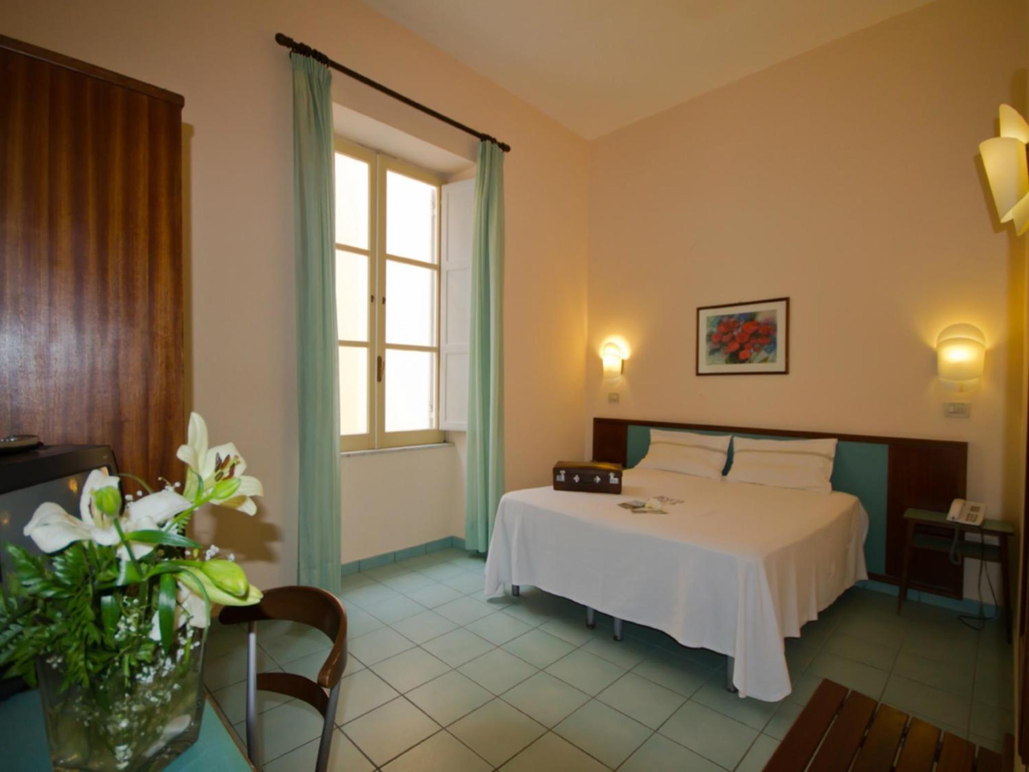Double Room - Photo 1