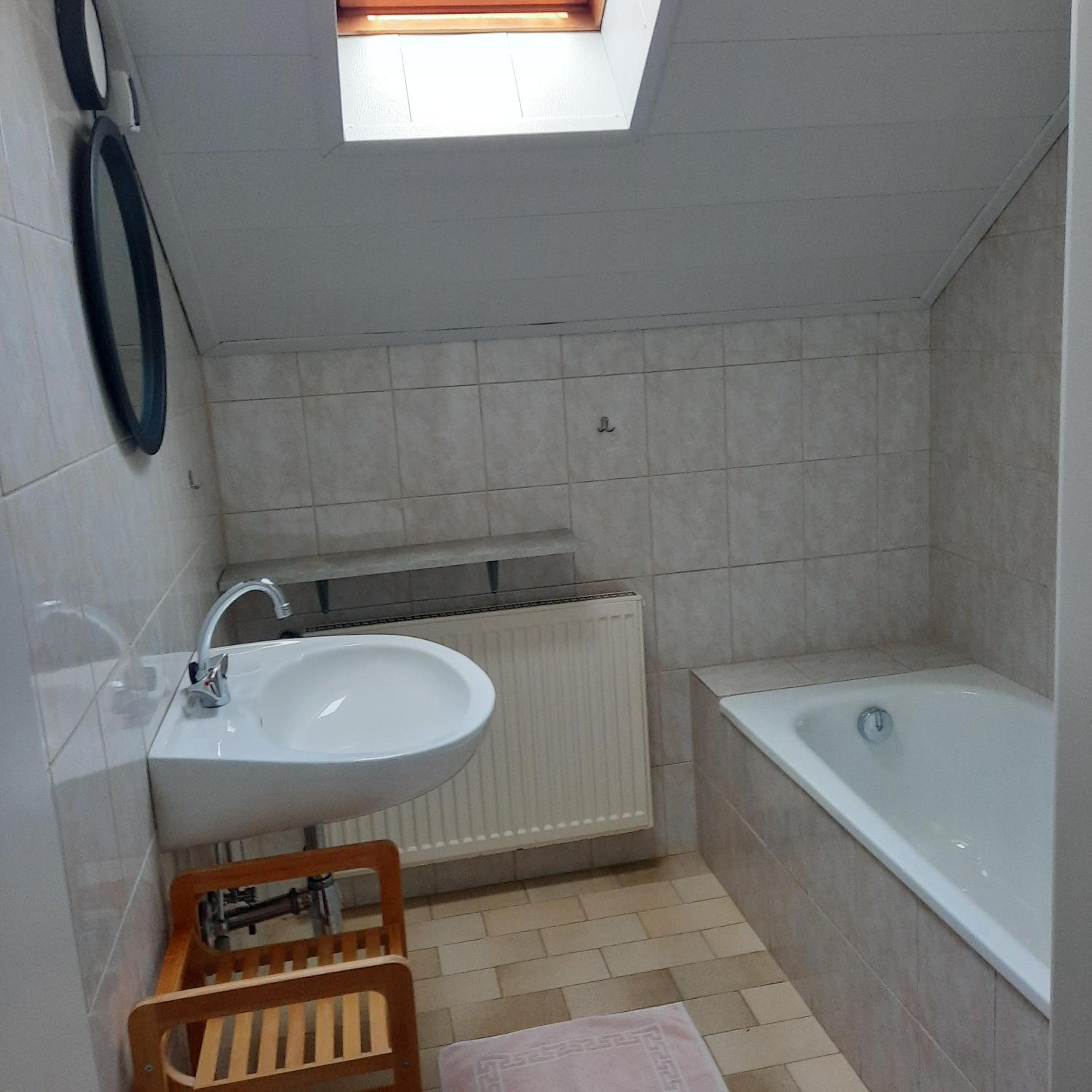 One-Bedroom Apartment with Balcony photo 2