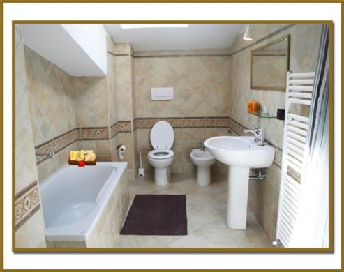 Superior Double Or Twin Room With City View photo 3