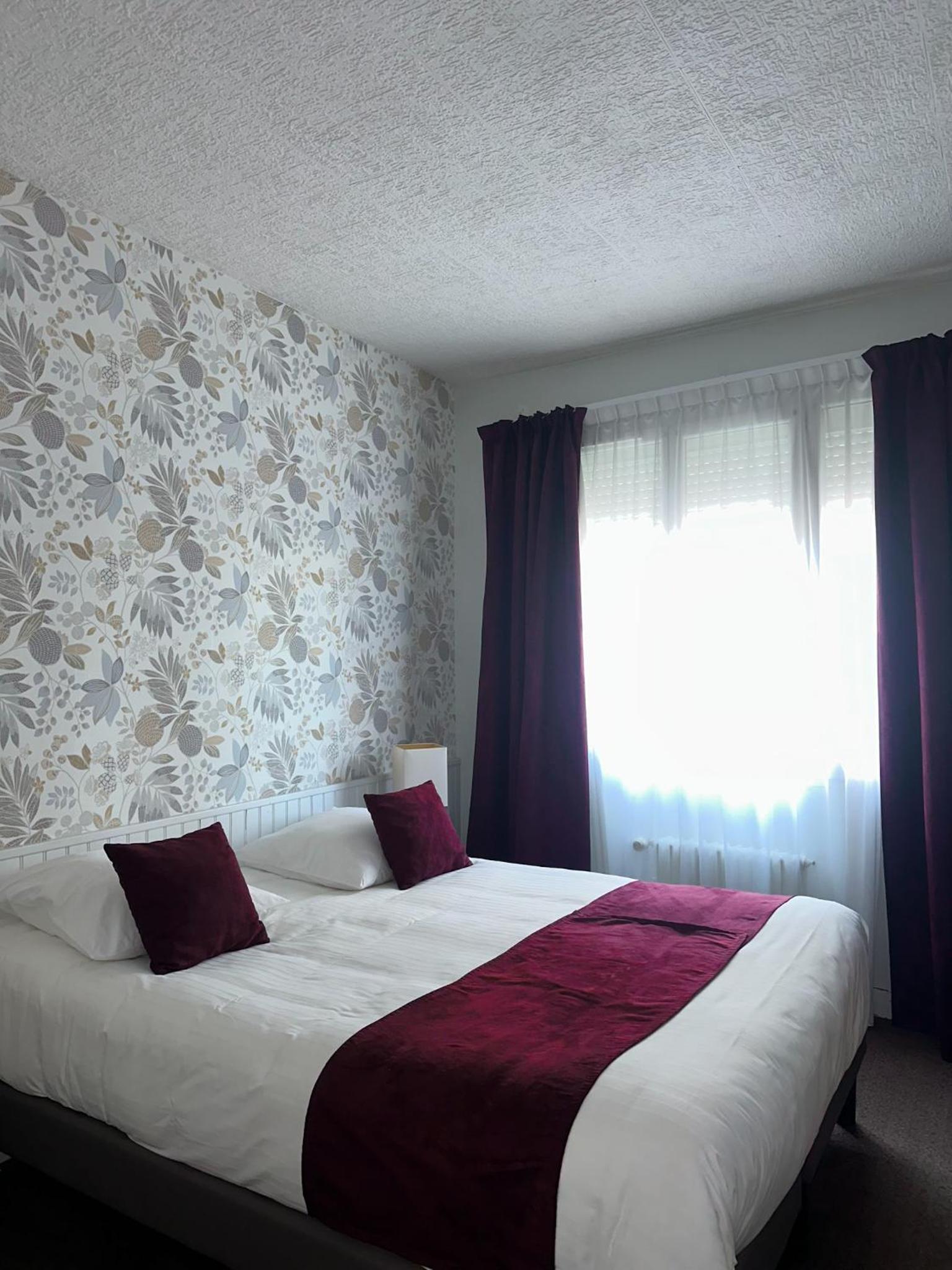 Standard Double Room photo 3