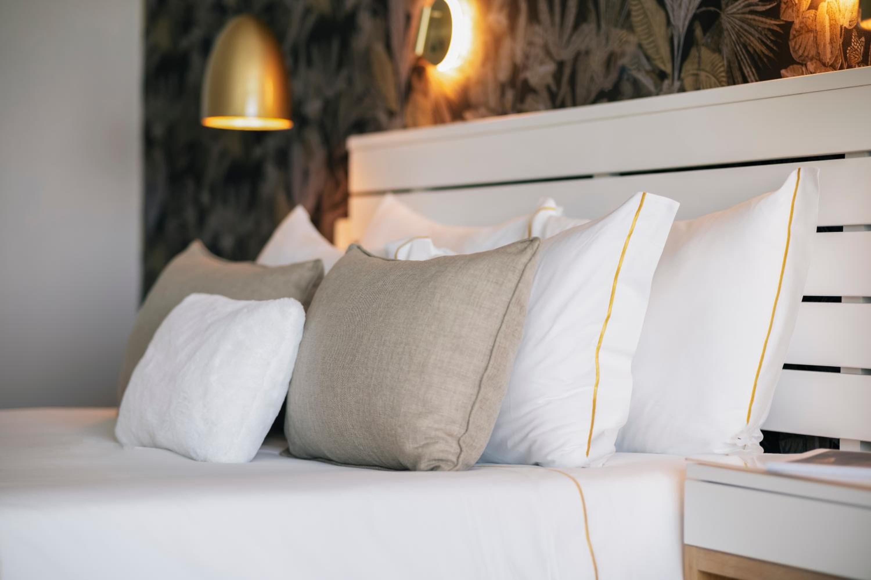 Superior Double or Twin Room with Ocean View and Balcony - Photo 9