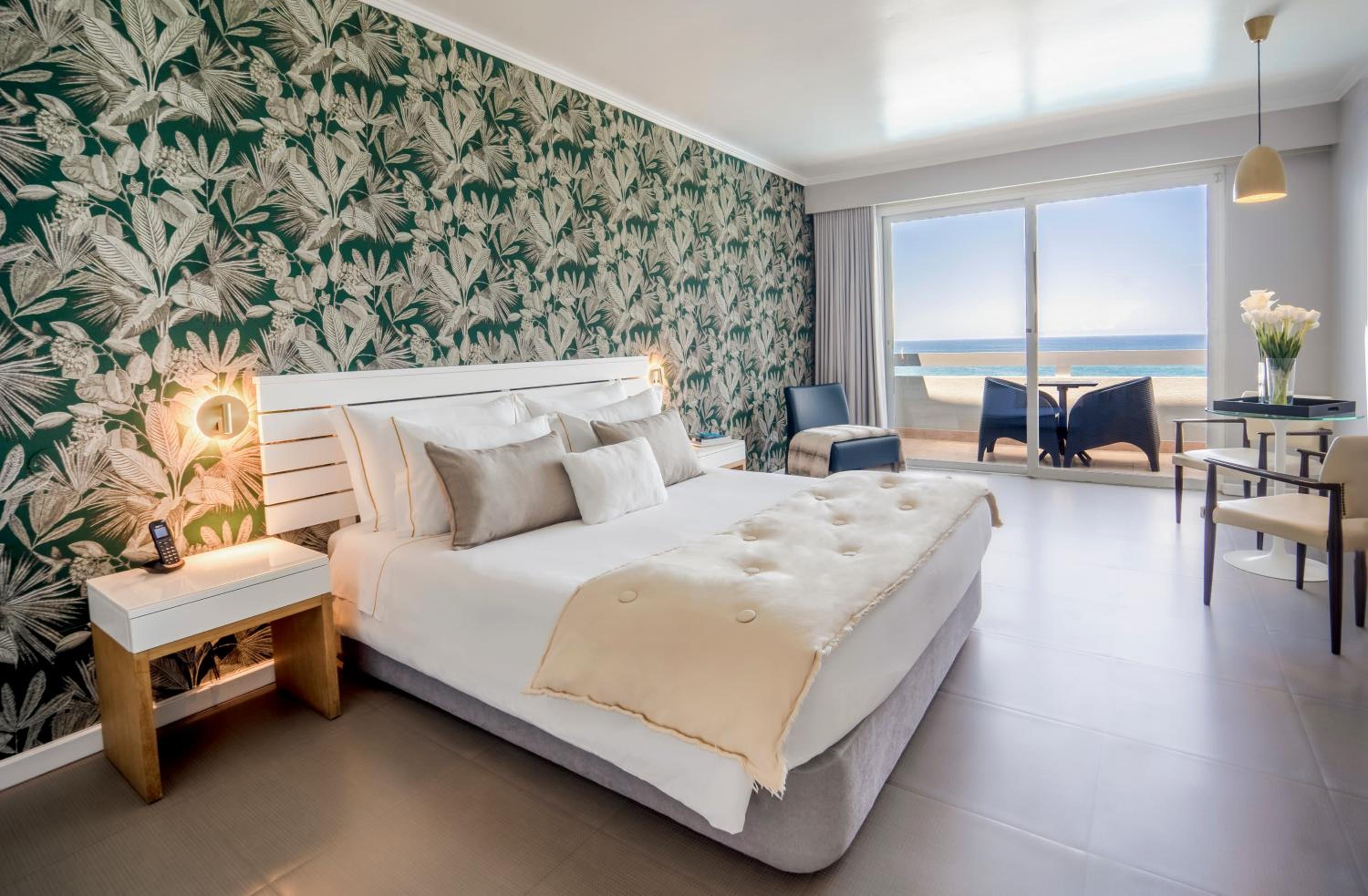 Superior Double or Twin Room with Ocean View and Balcony - Photo 15