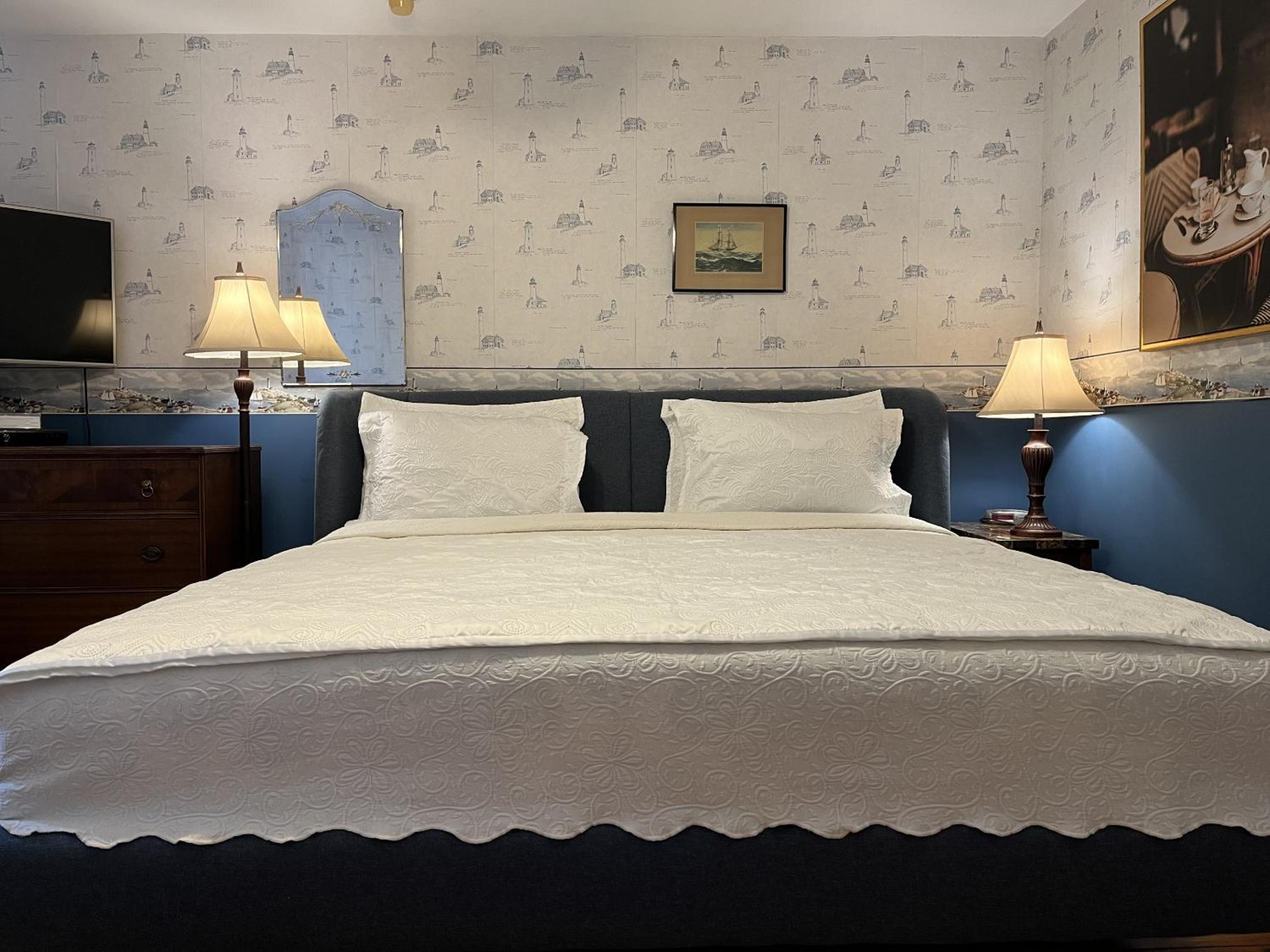 King Room with Lake View