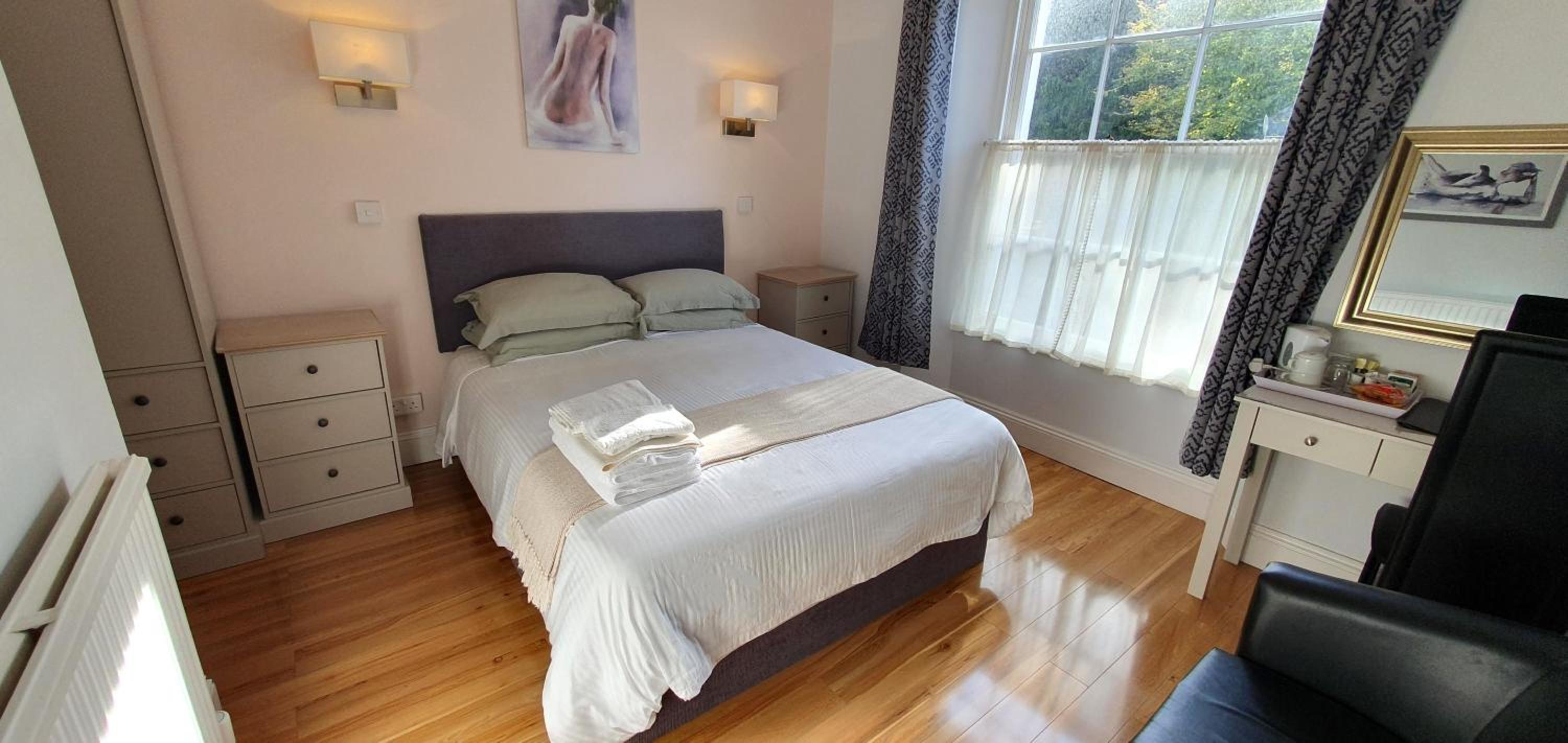 Standard Double Room with Fan - Photo 6