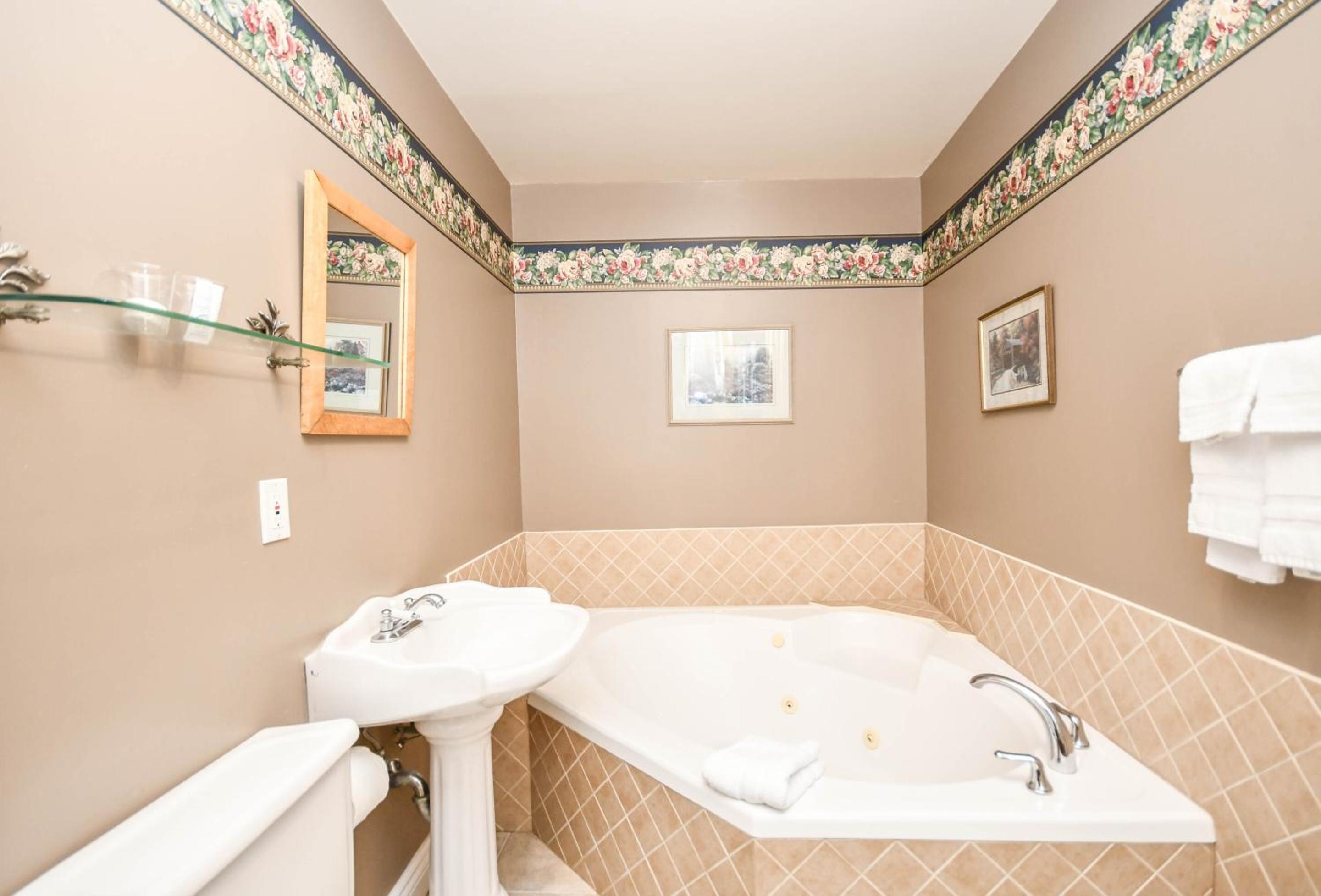 Superior Queen Room - Photo 2