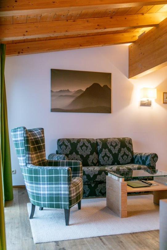 Superior Suite - Photo 21