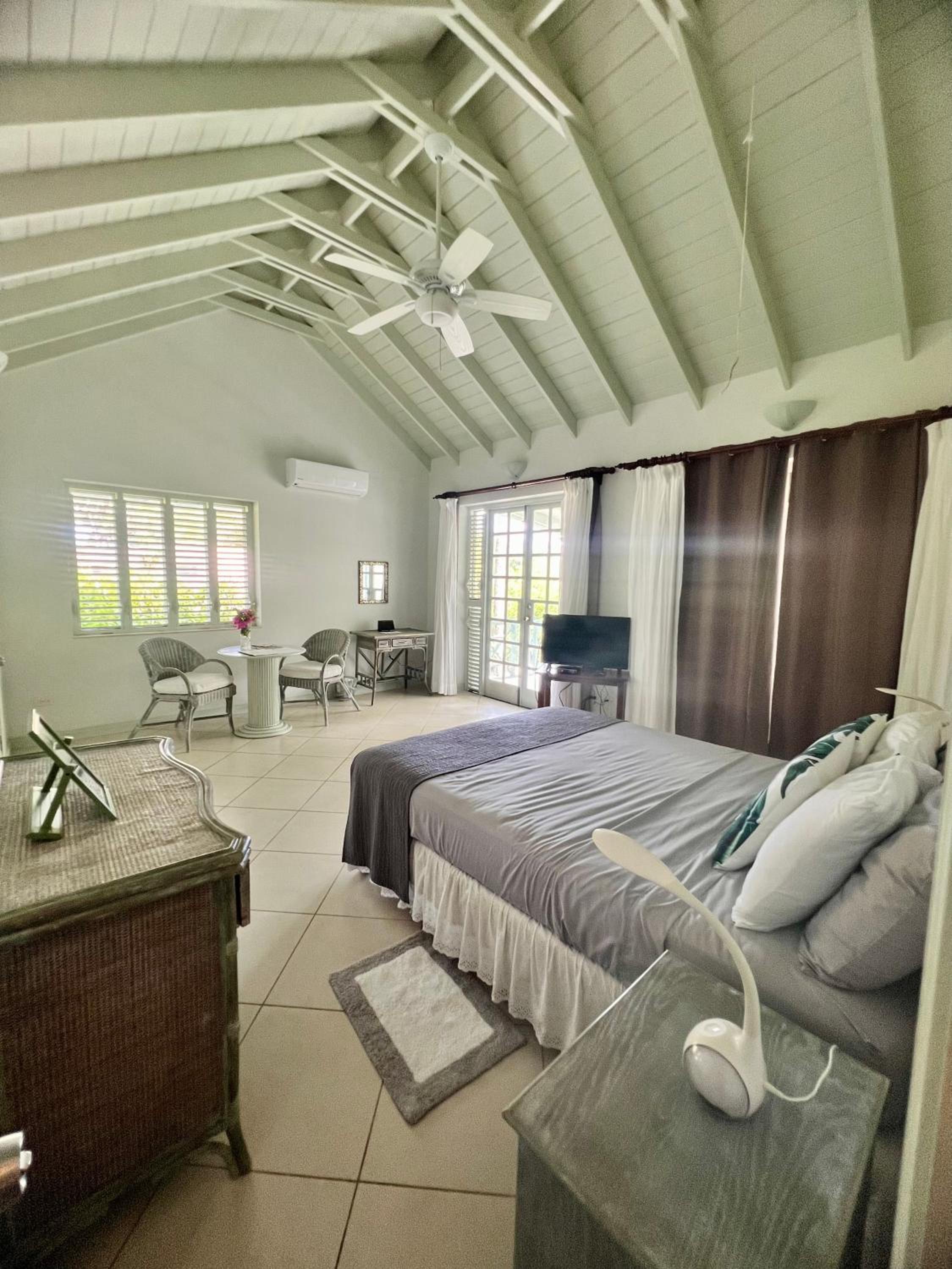 Studio Apartment with Sea View photo 2