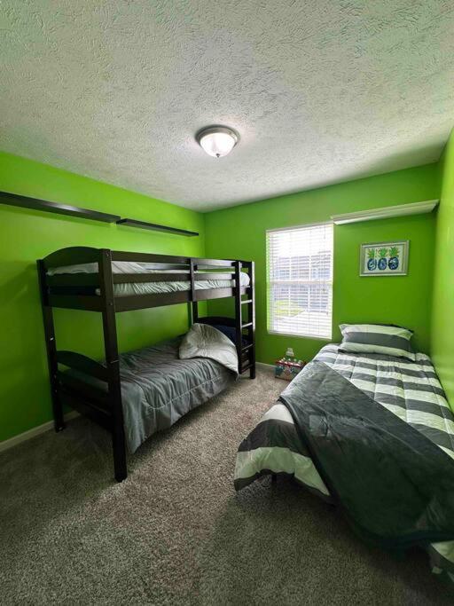 Three-Bedroom House photo 1