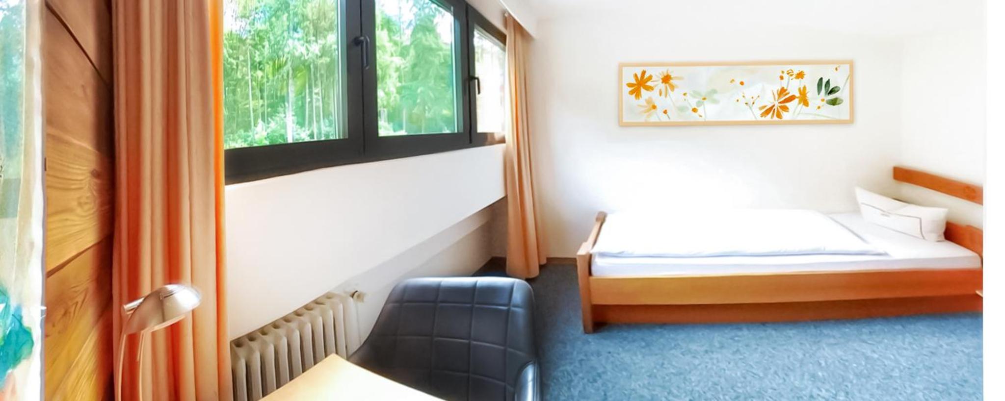 Two-Bedroom Studio Apartment with Balcony and Panoramic City View photo 3