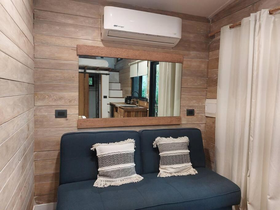 One-Bedroom House photo 1
