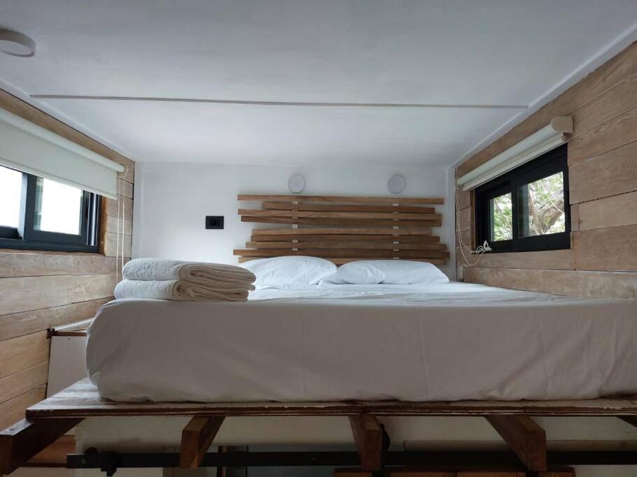 One-Bedroom House photo 2