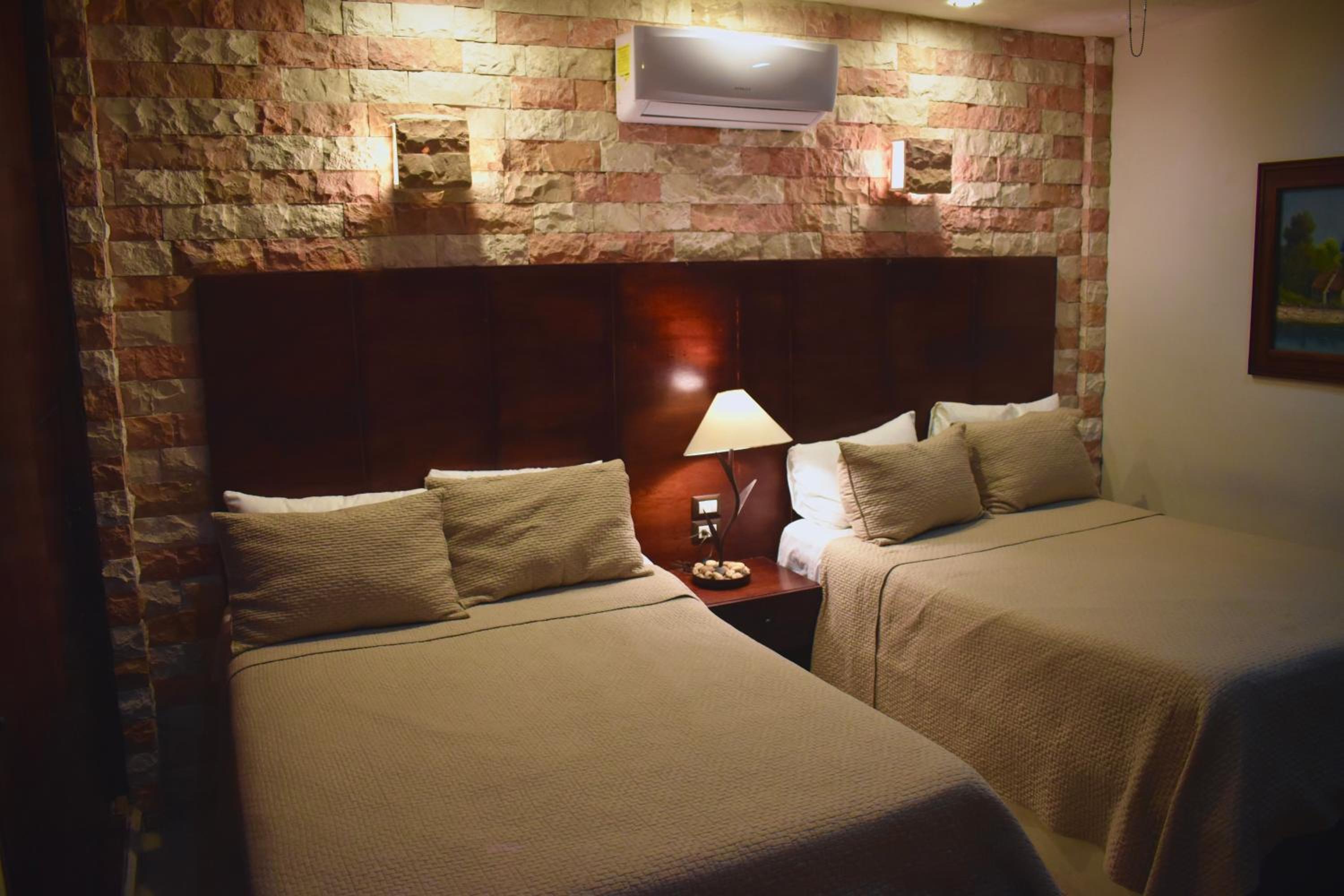 Twin Room with Balcony photo 1