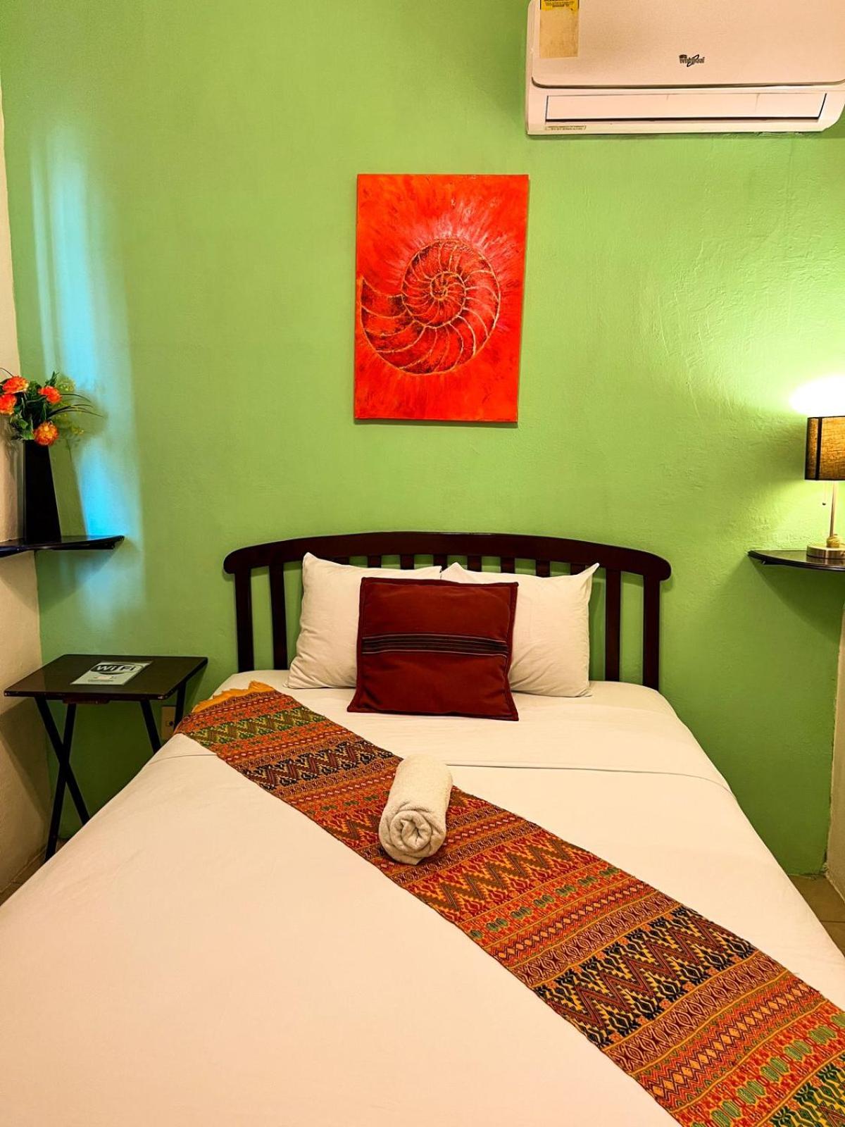 Small Double Room photo 3