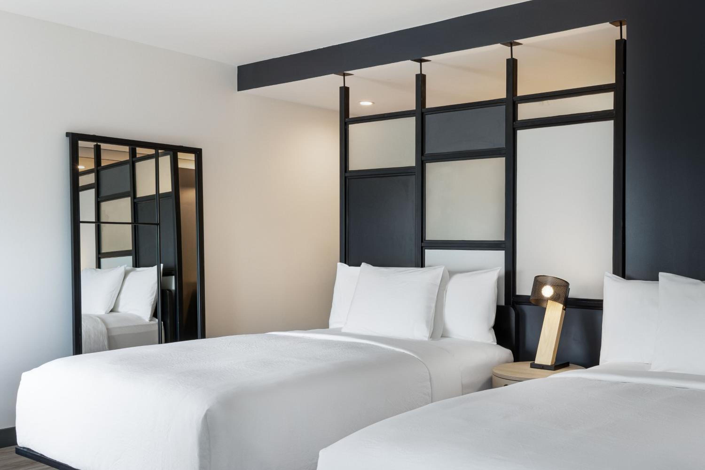 Queen Room with Two Queen Beds and City View - Photo 3
