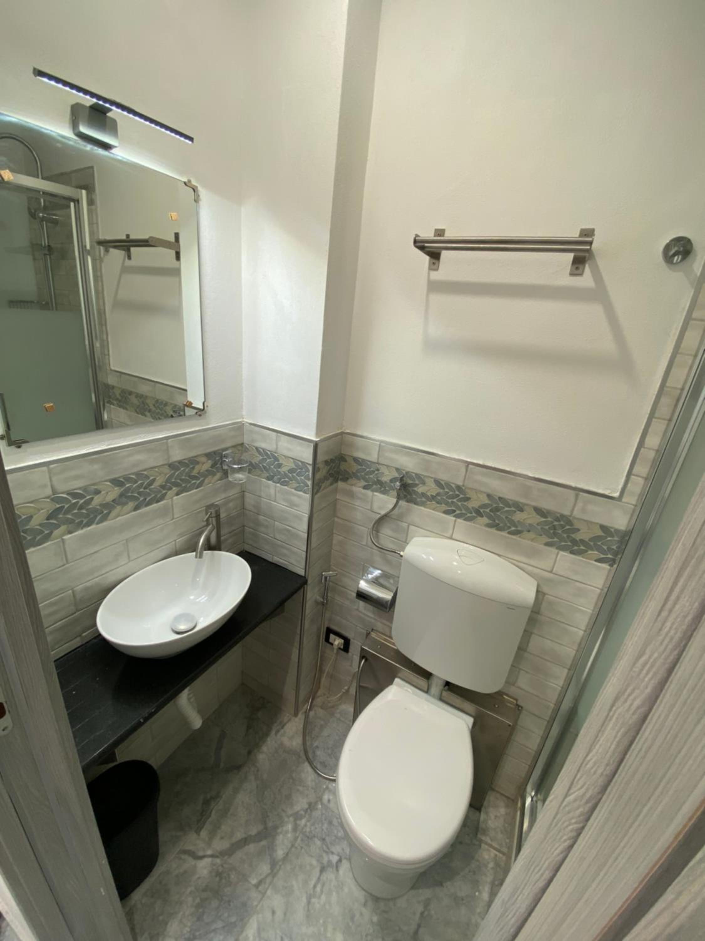 Single Room with Private External Bathroom photo 3
