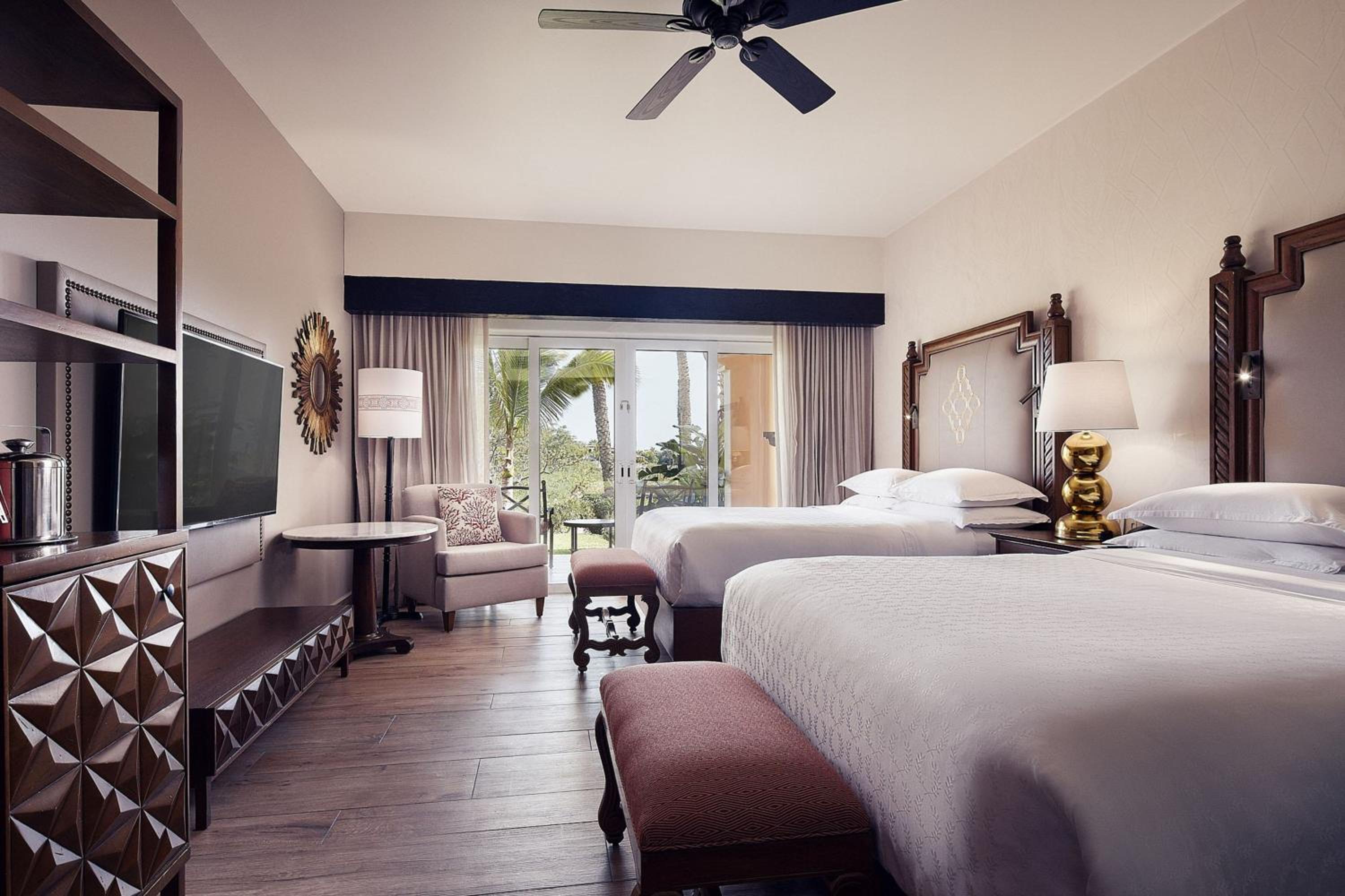 Queen Room With Two Queen Beds With Garden View And Balcony - Hacienda