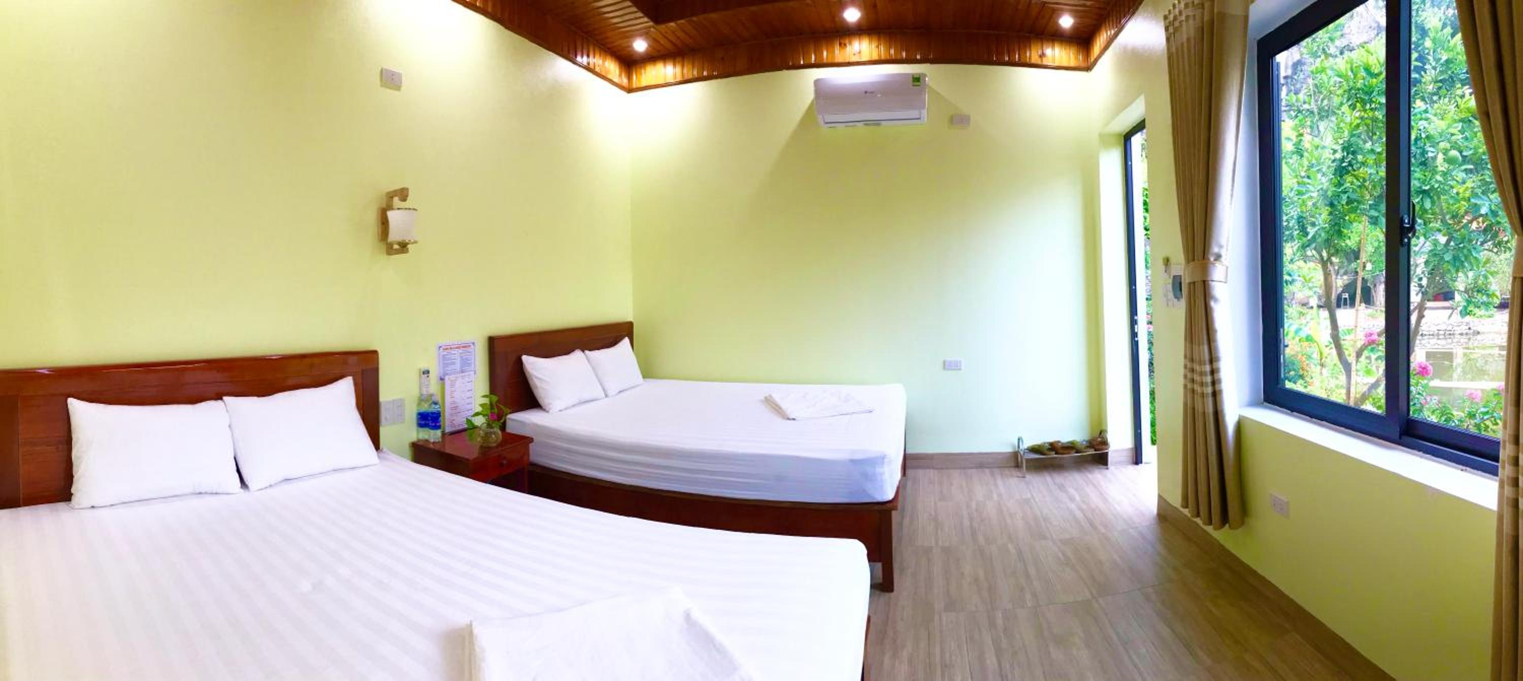 Deluxe Bungalow with Garden View photo 1