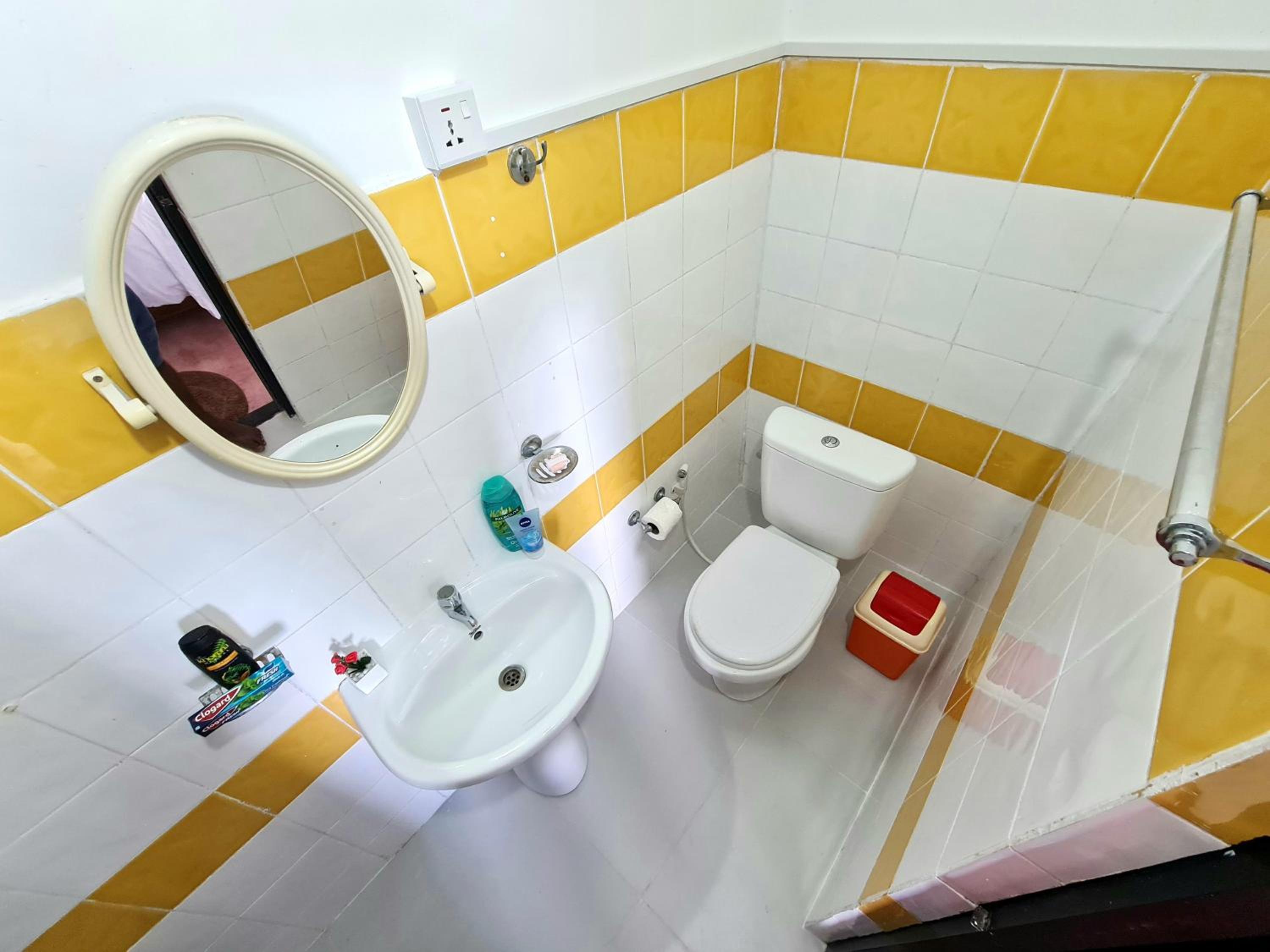 Double Room with Private Bathroom photo 3