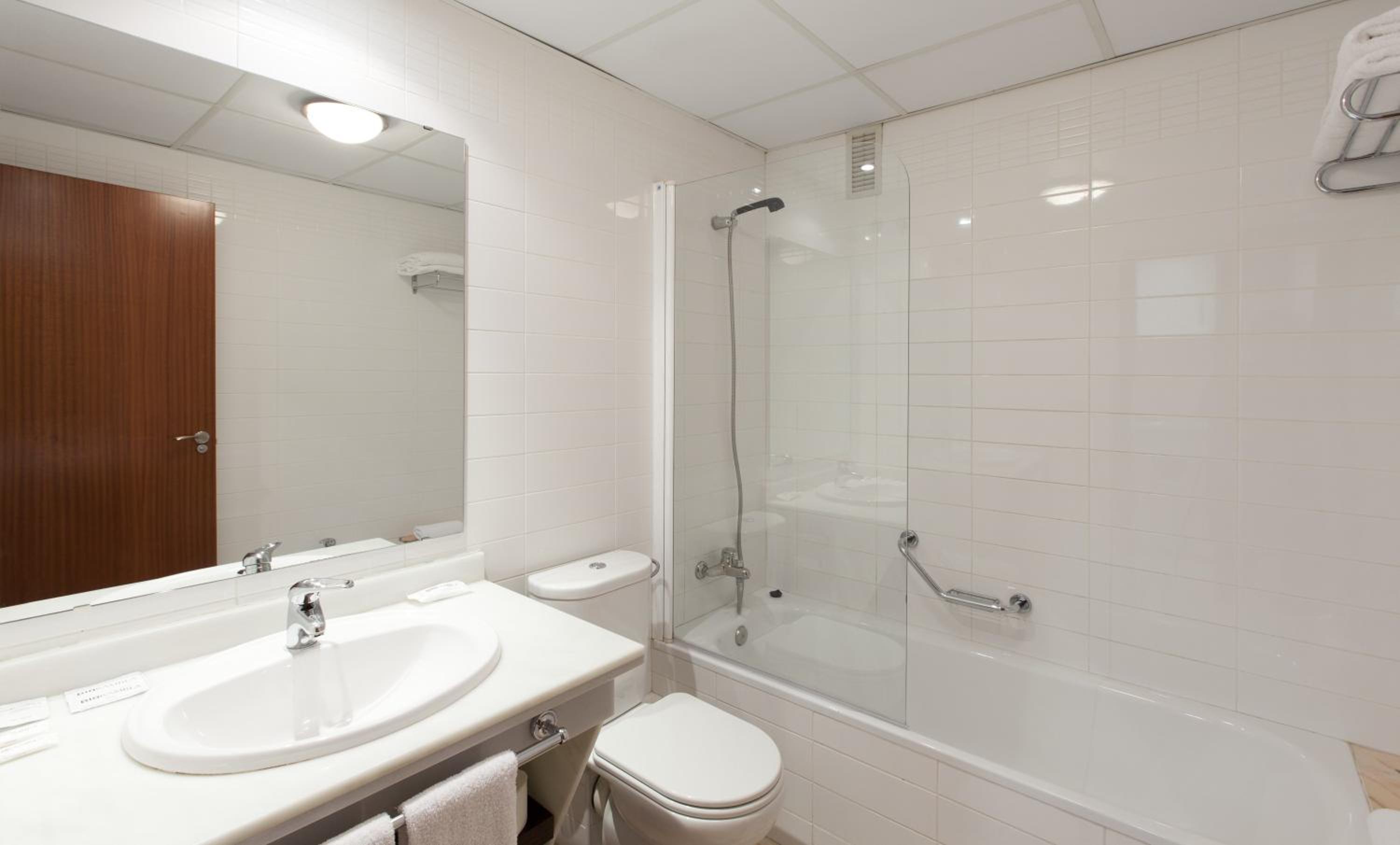 Apartment (2 Adults + 1 Child) - Photo 19