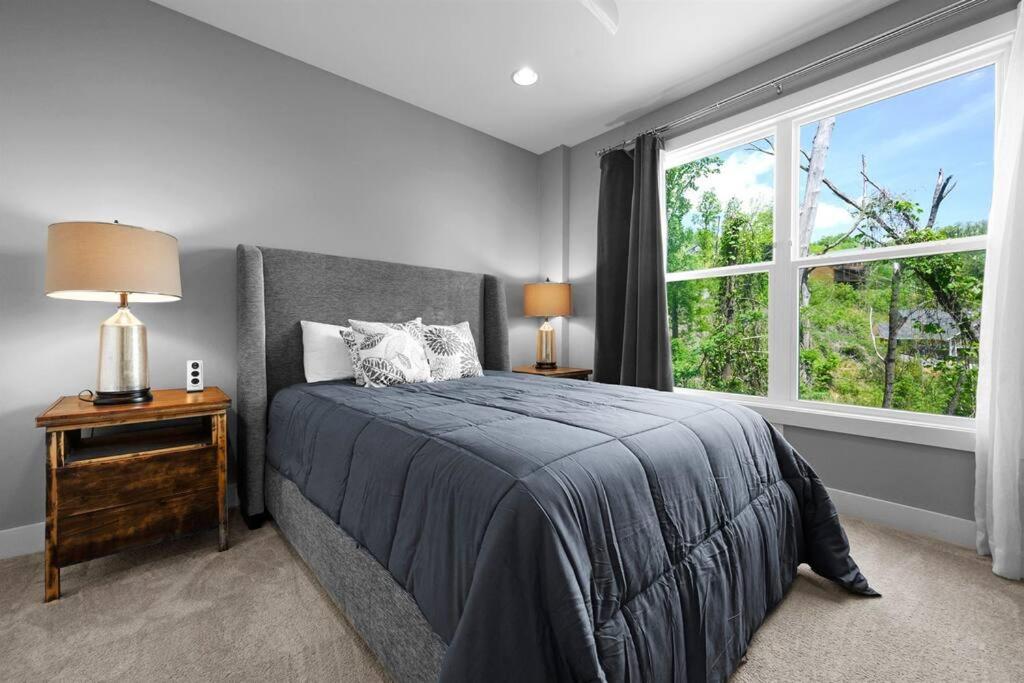 Three-Bedroom Villa photo 1