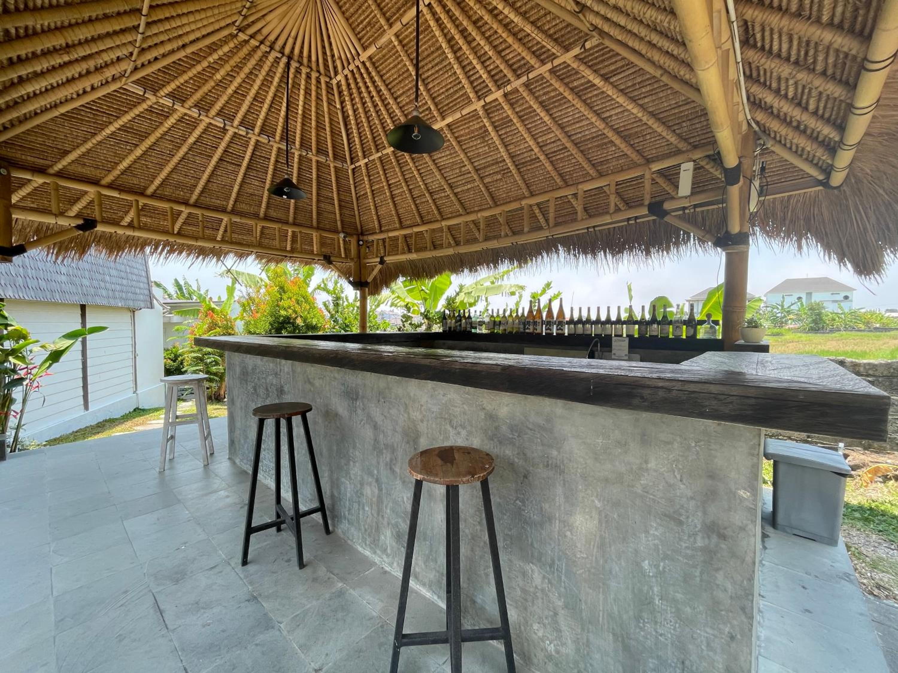 One-Bedroom Bungalow - Photo 44
