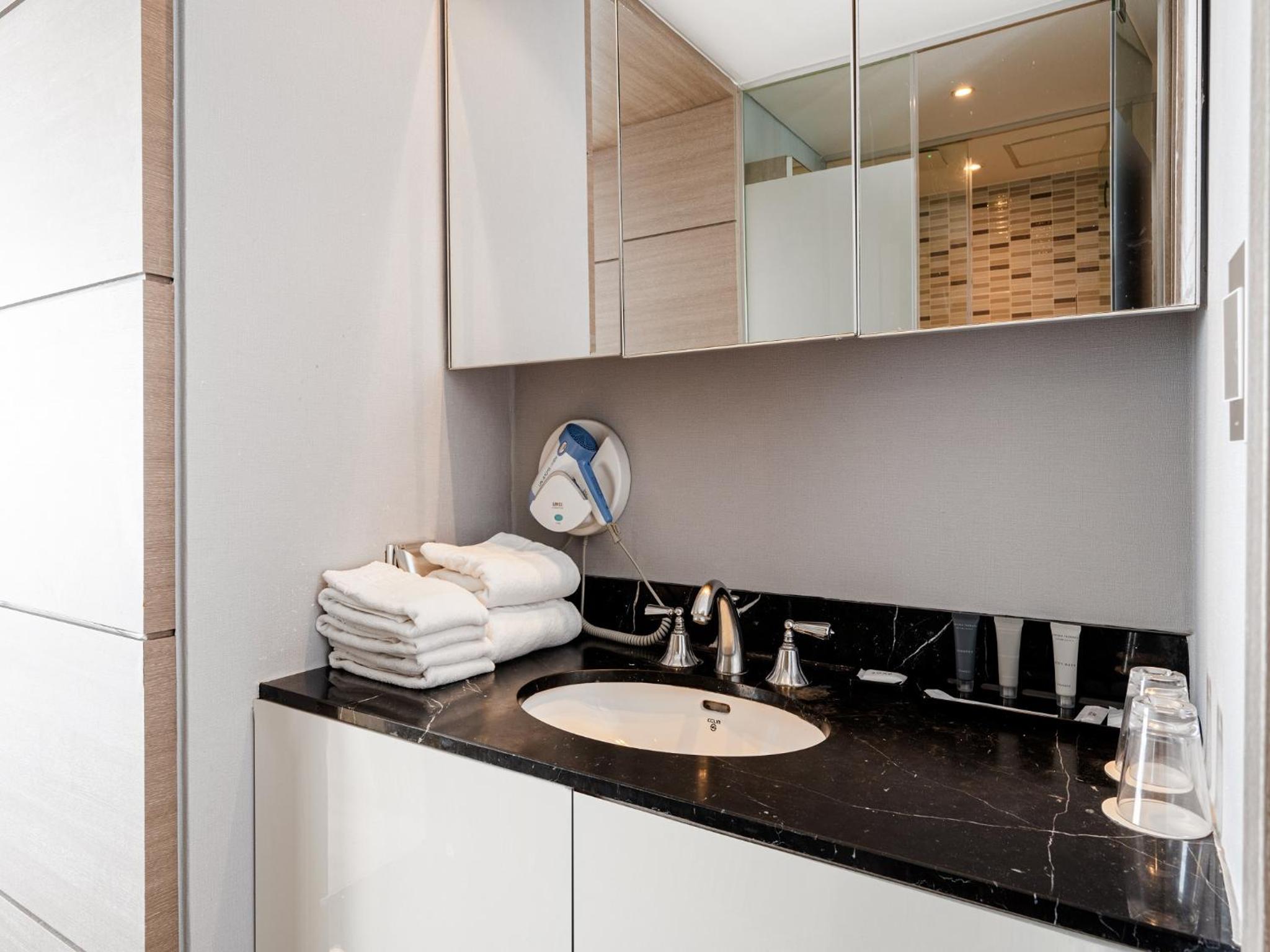 Junior Suite Ocean - Photo 9