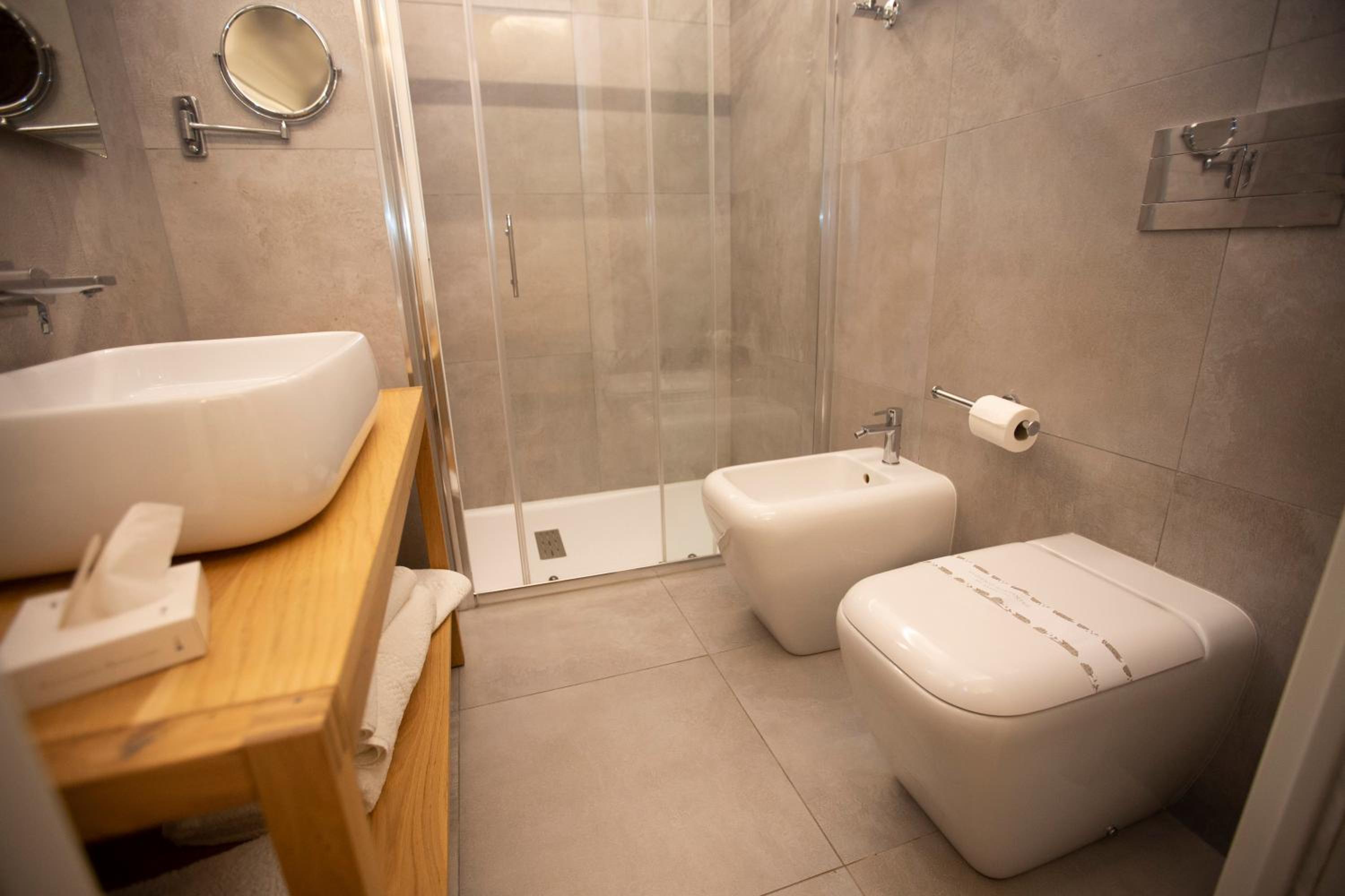 Superior Double or Twin Room photo 2