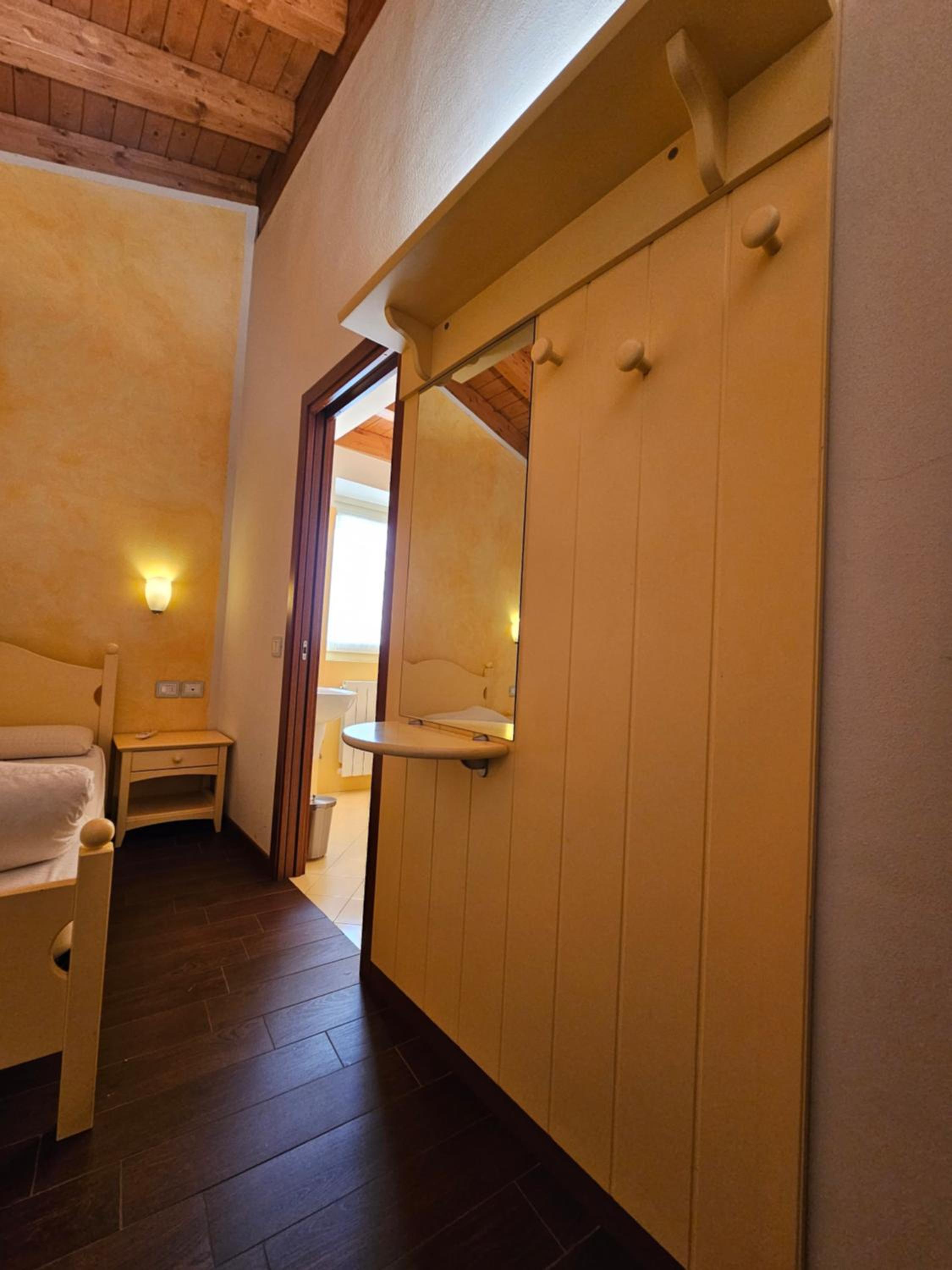 Standard Double Room photo 2