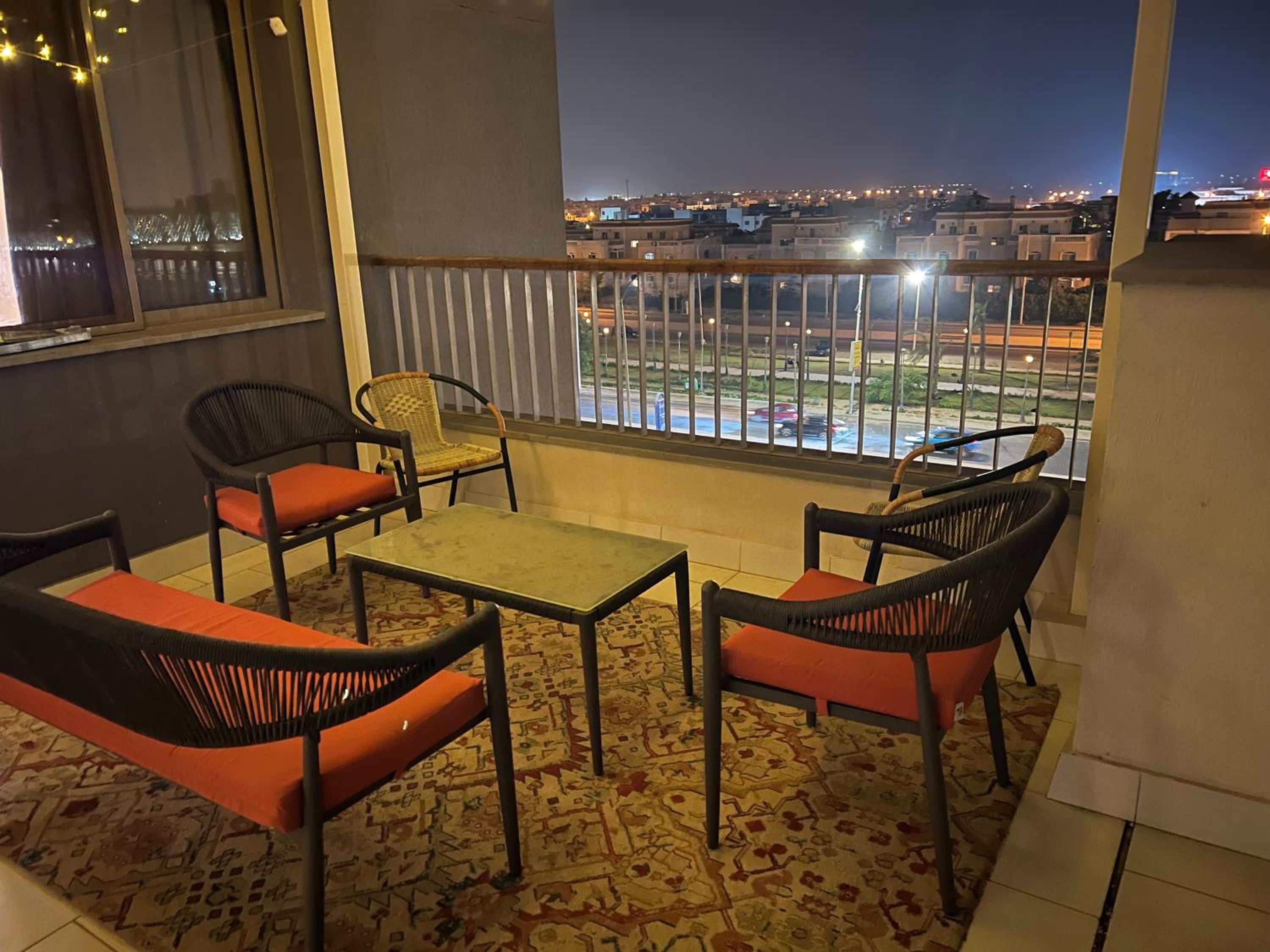 Studio Apartment with Balcony