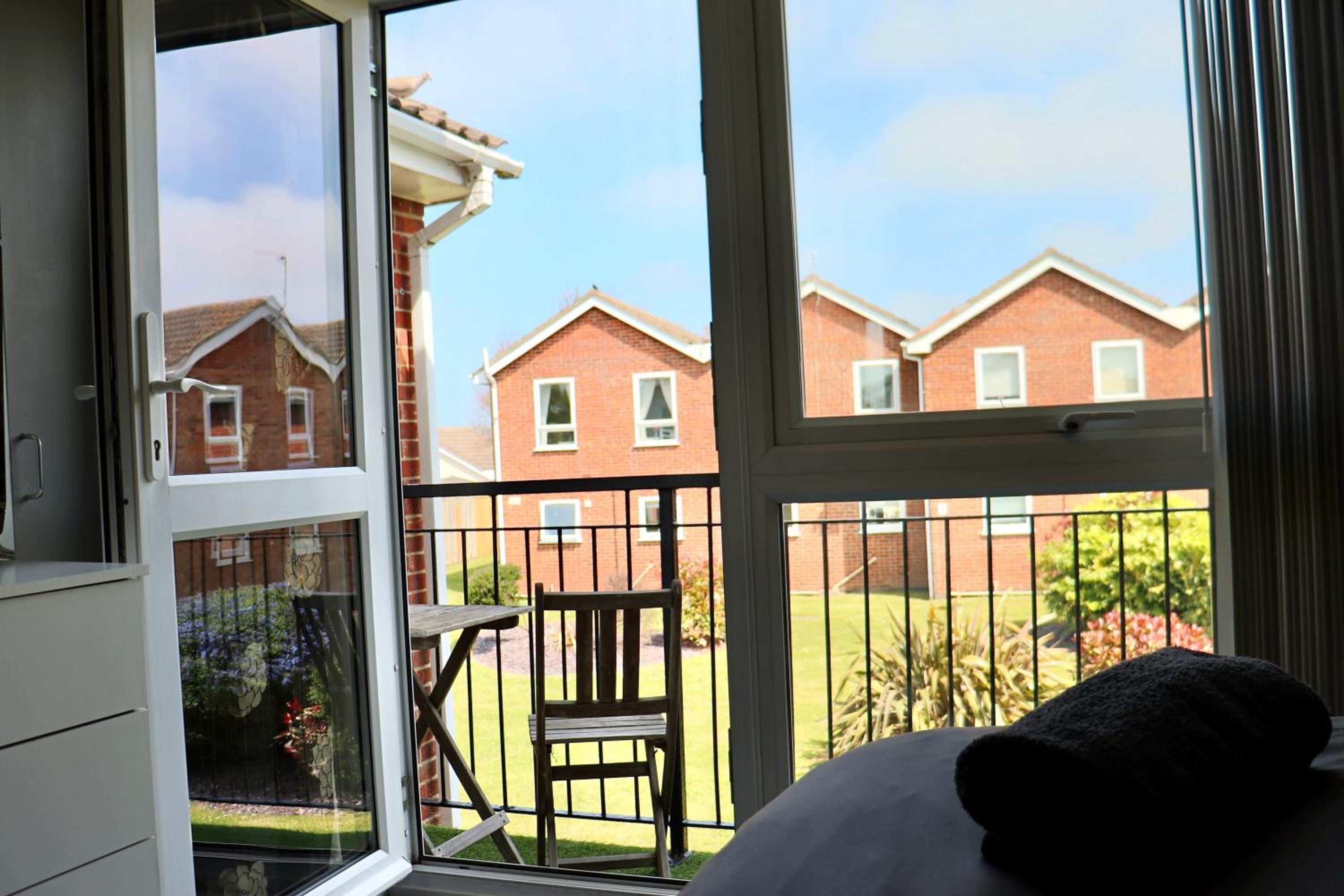 Three-Bedroom House photo 2