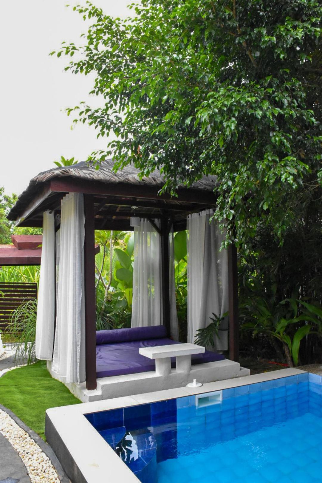 Villa with Private Pool - Photo 8