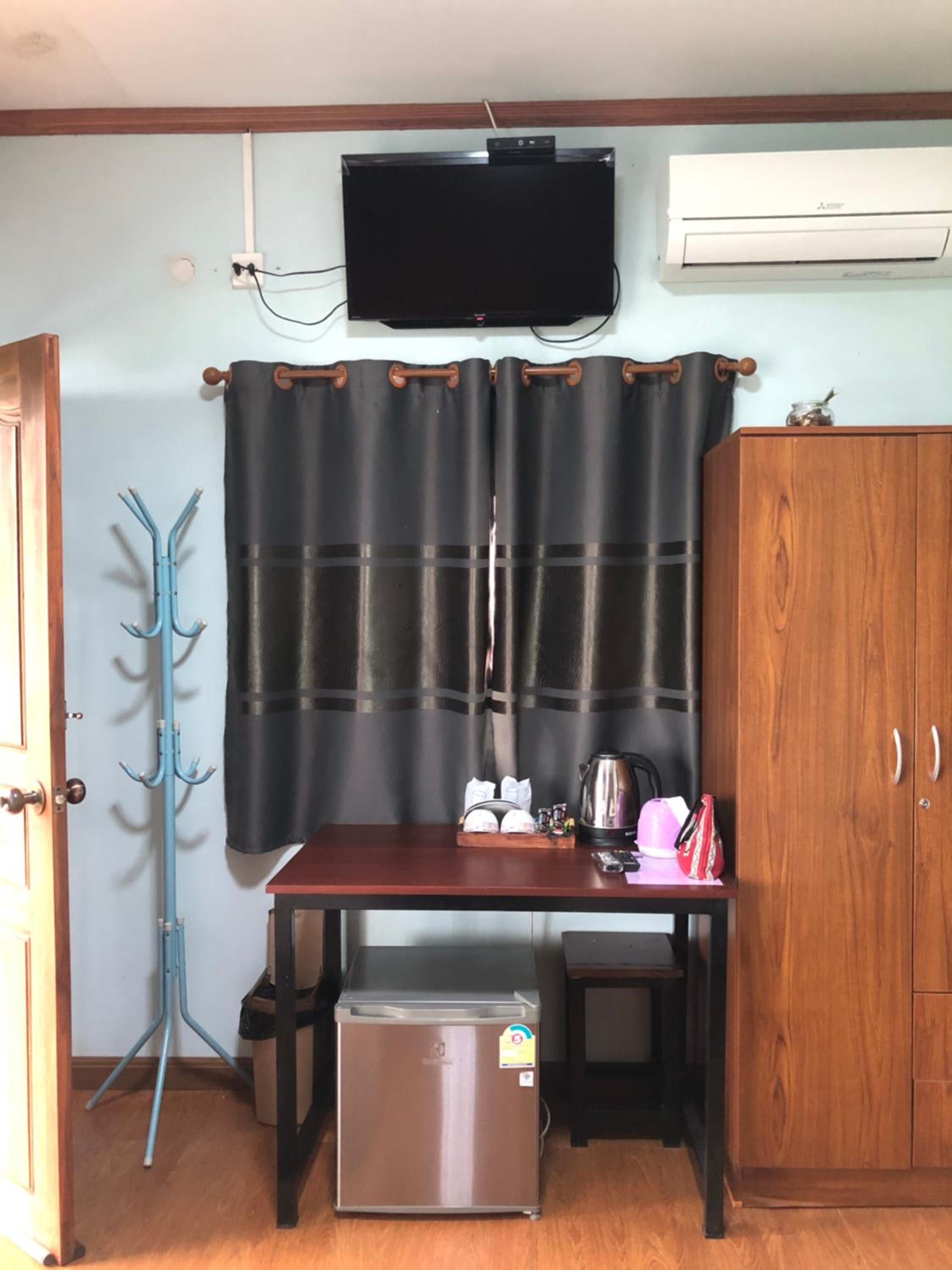 Twin Room with View - Photo 6