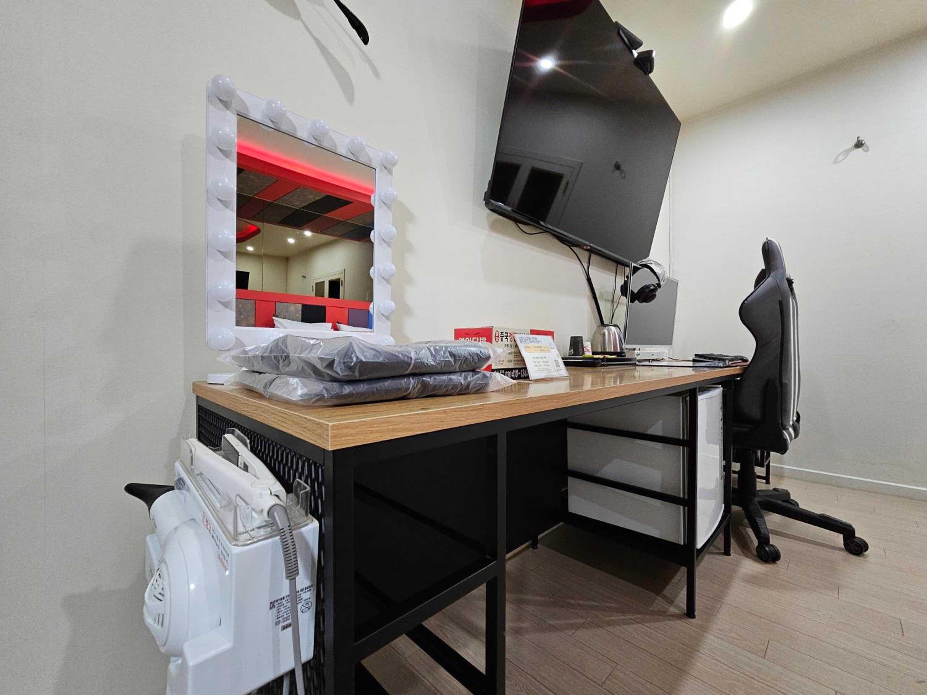 Superior Twin Room - Photo 4