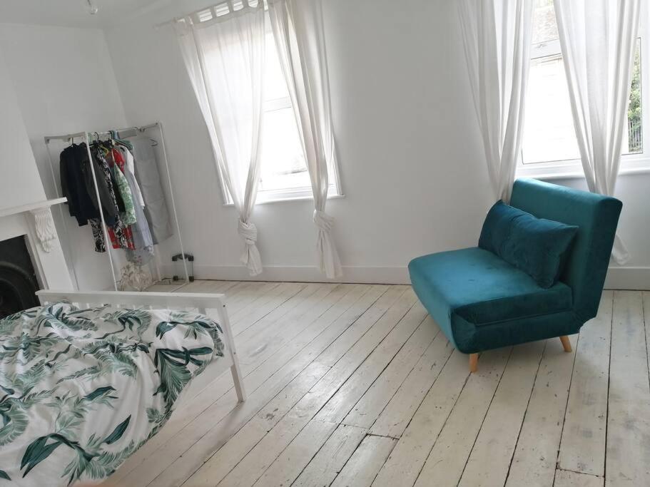 Two-Bedroom House photo 3