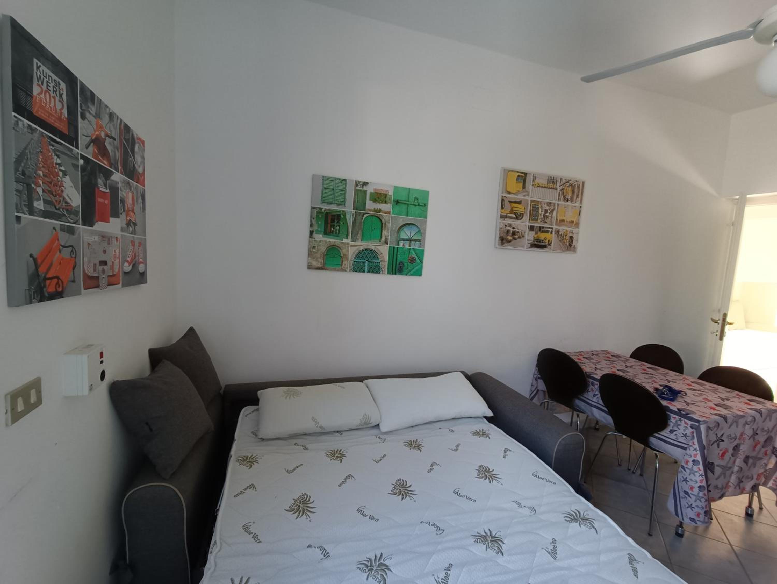 Two-Bedroom House photo 1
