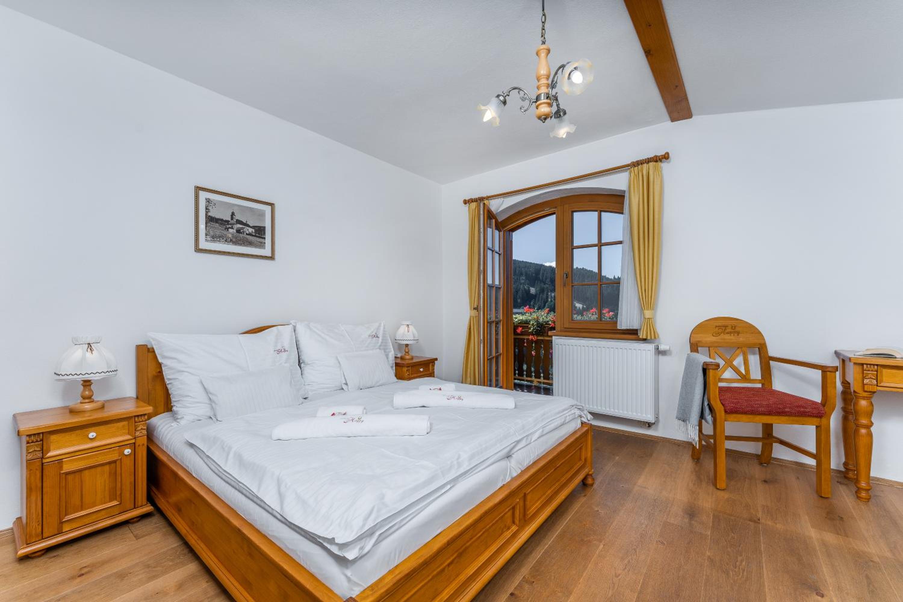 Deluxe Triple Room With Balcony photo 1