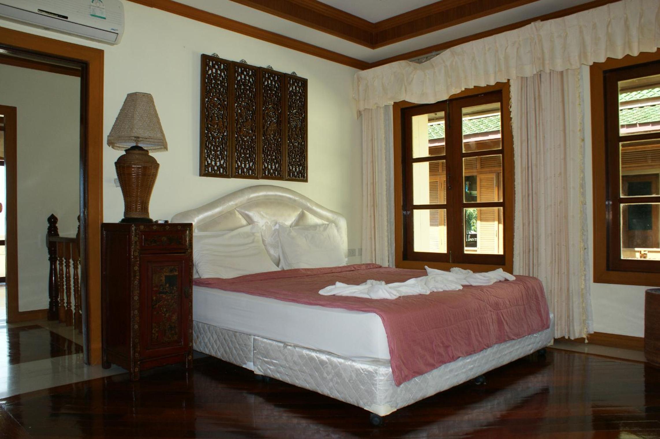 Villa with Sea View