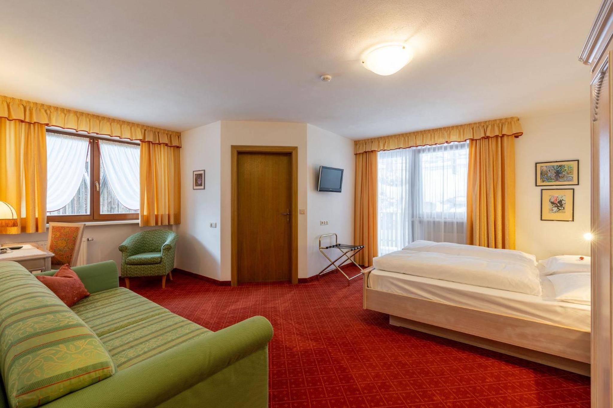 Economy Quadruple Room photo 1