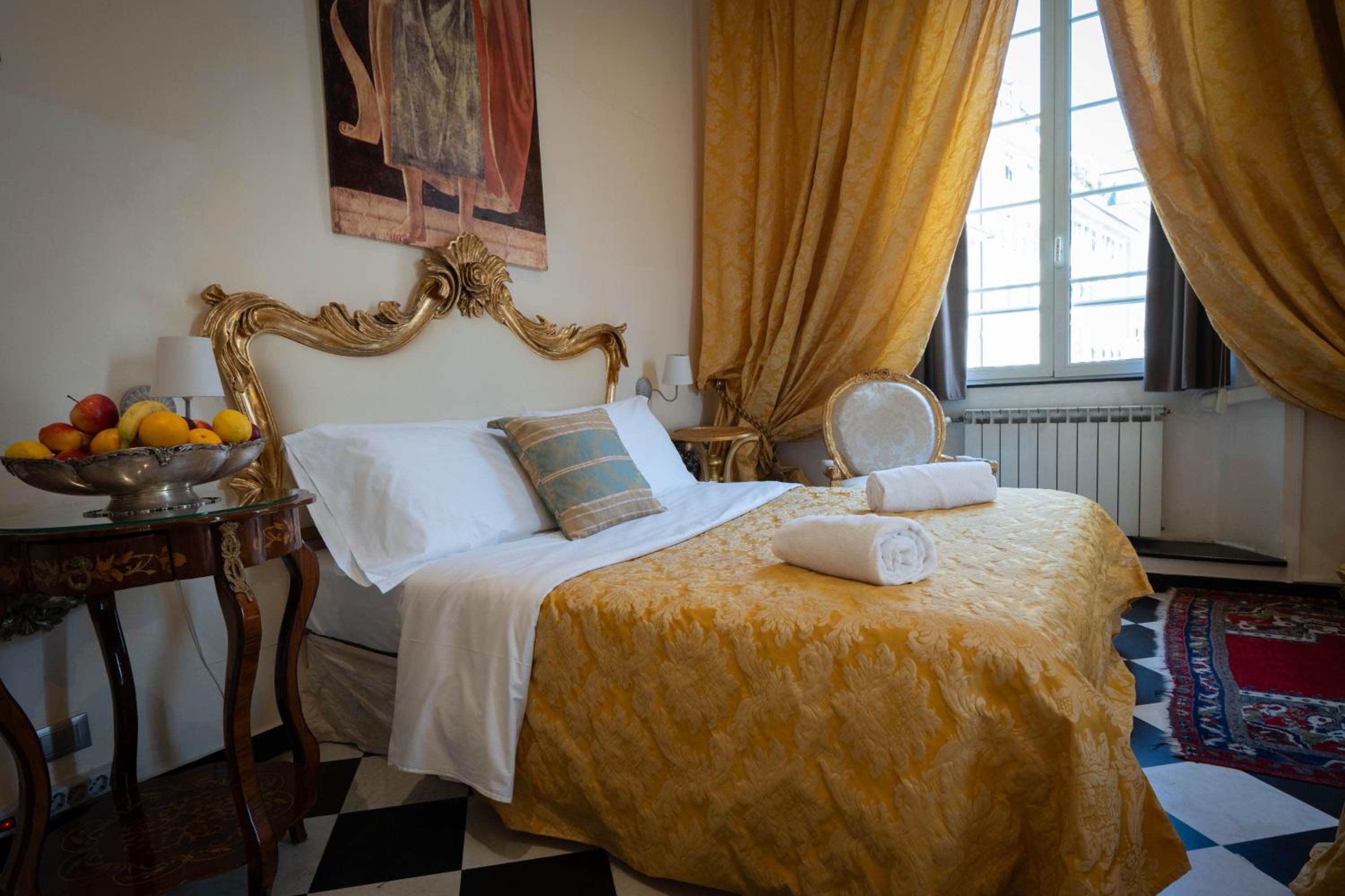 Deluxe Suite - Photo 5
