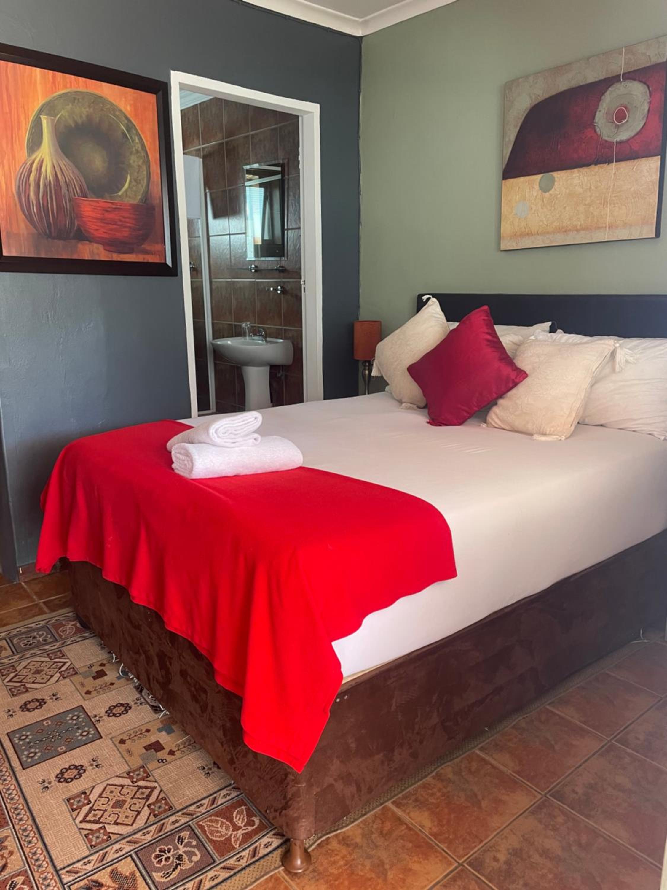 Basic Double Room photo 1