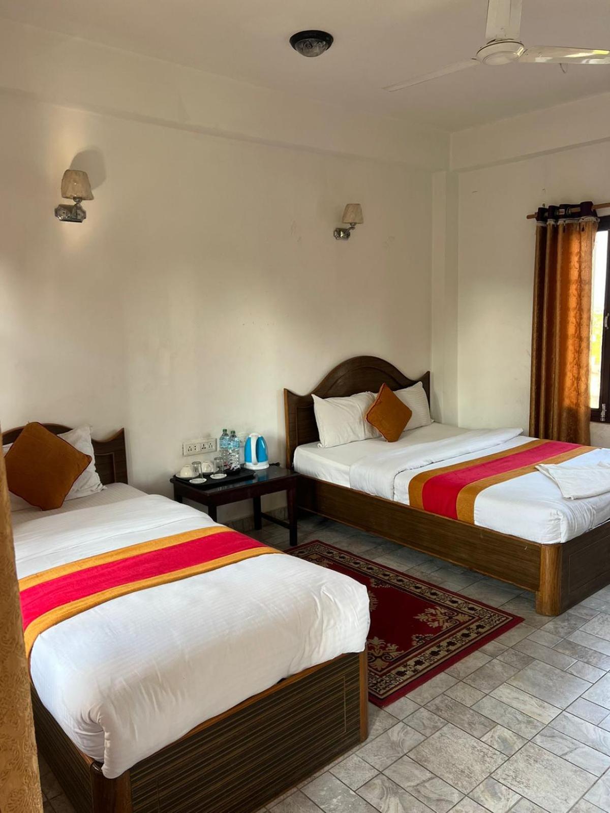 Deluxe Double or Twin Room with Balcony