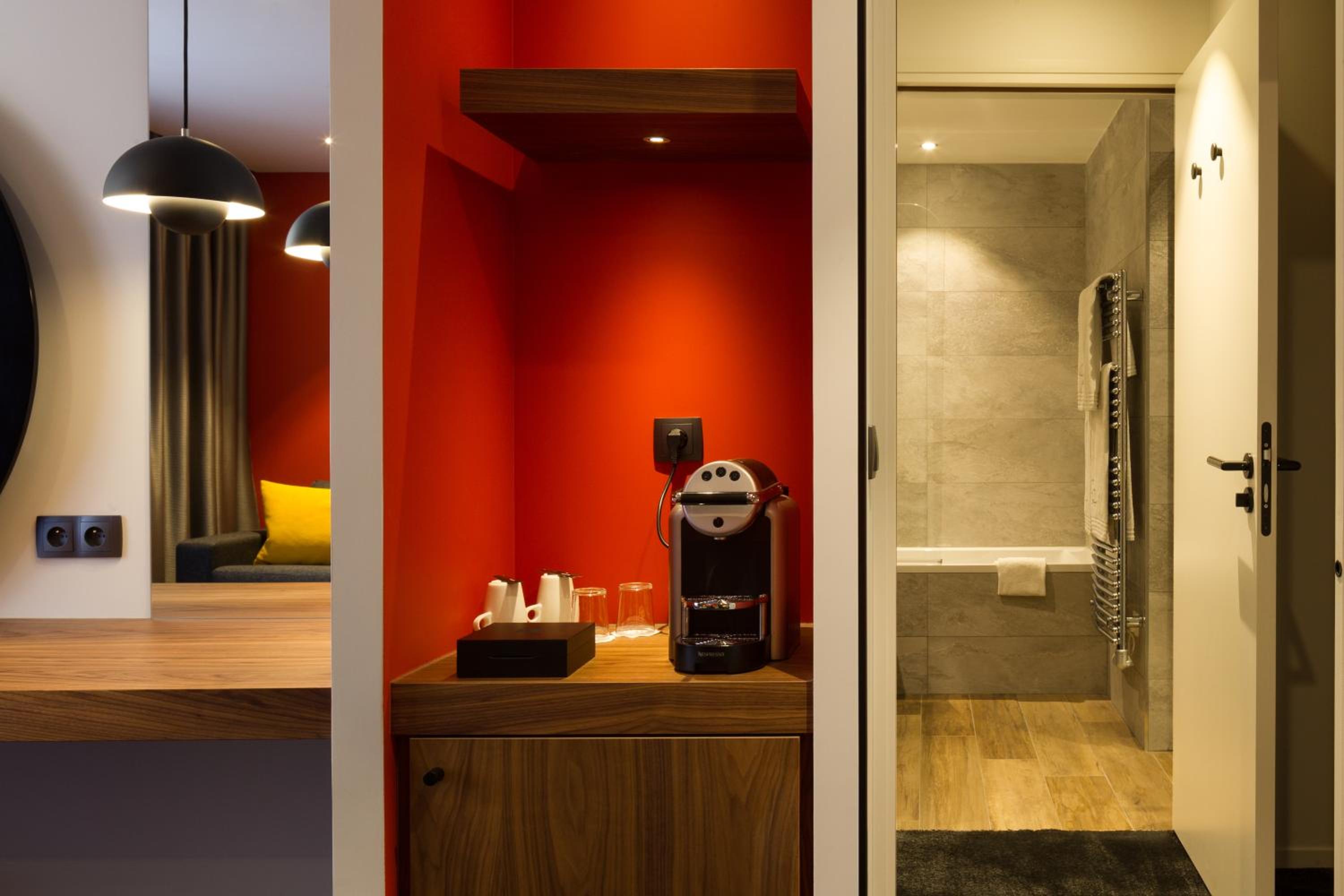 Junior Suite (4 Adults) - Photo 3