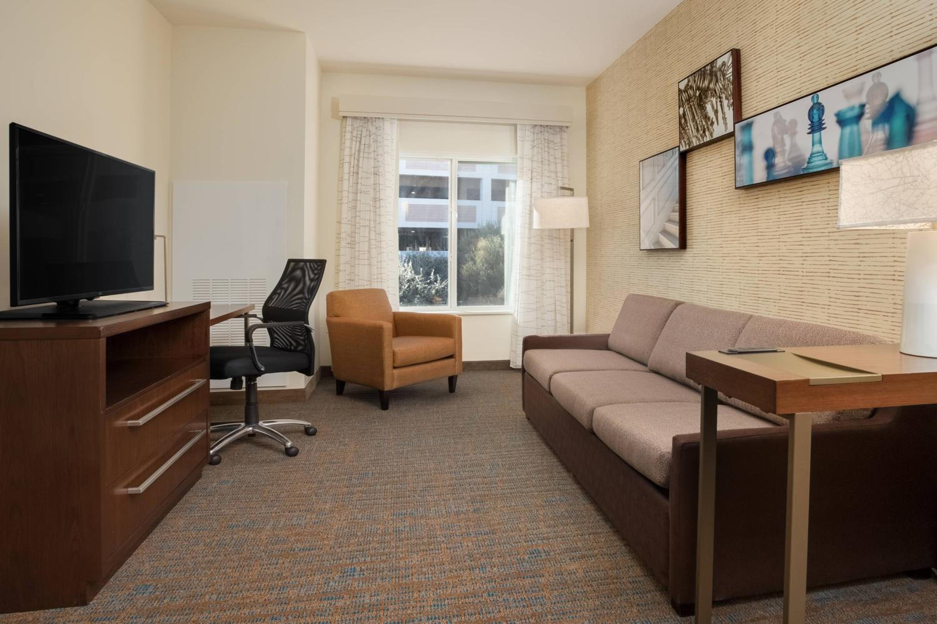 One-Bedroom Two Queen Suite with Sofa Bed photo 1