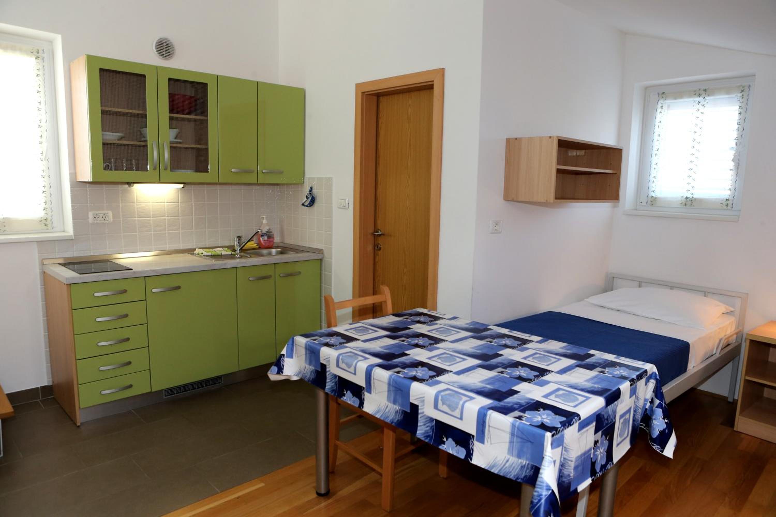 Studio with Terrace