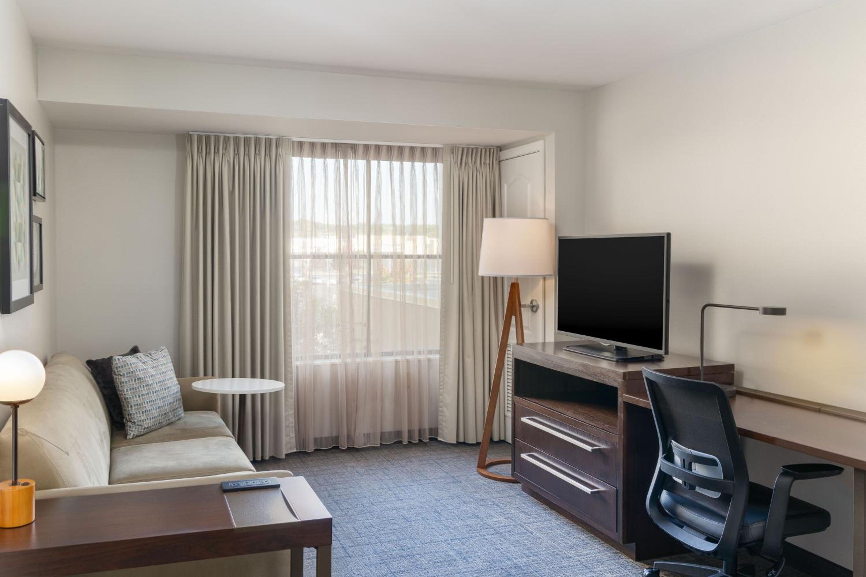 One-Bedroom King Suite with Sofa Bed - Hearing Accessible photo 2
